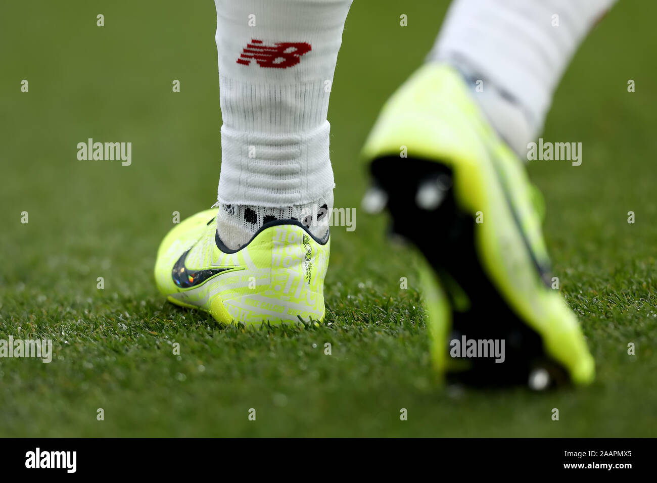 Nike sponsorship hi-res stock photography and images - Alamy