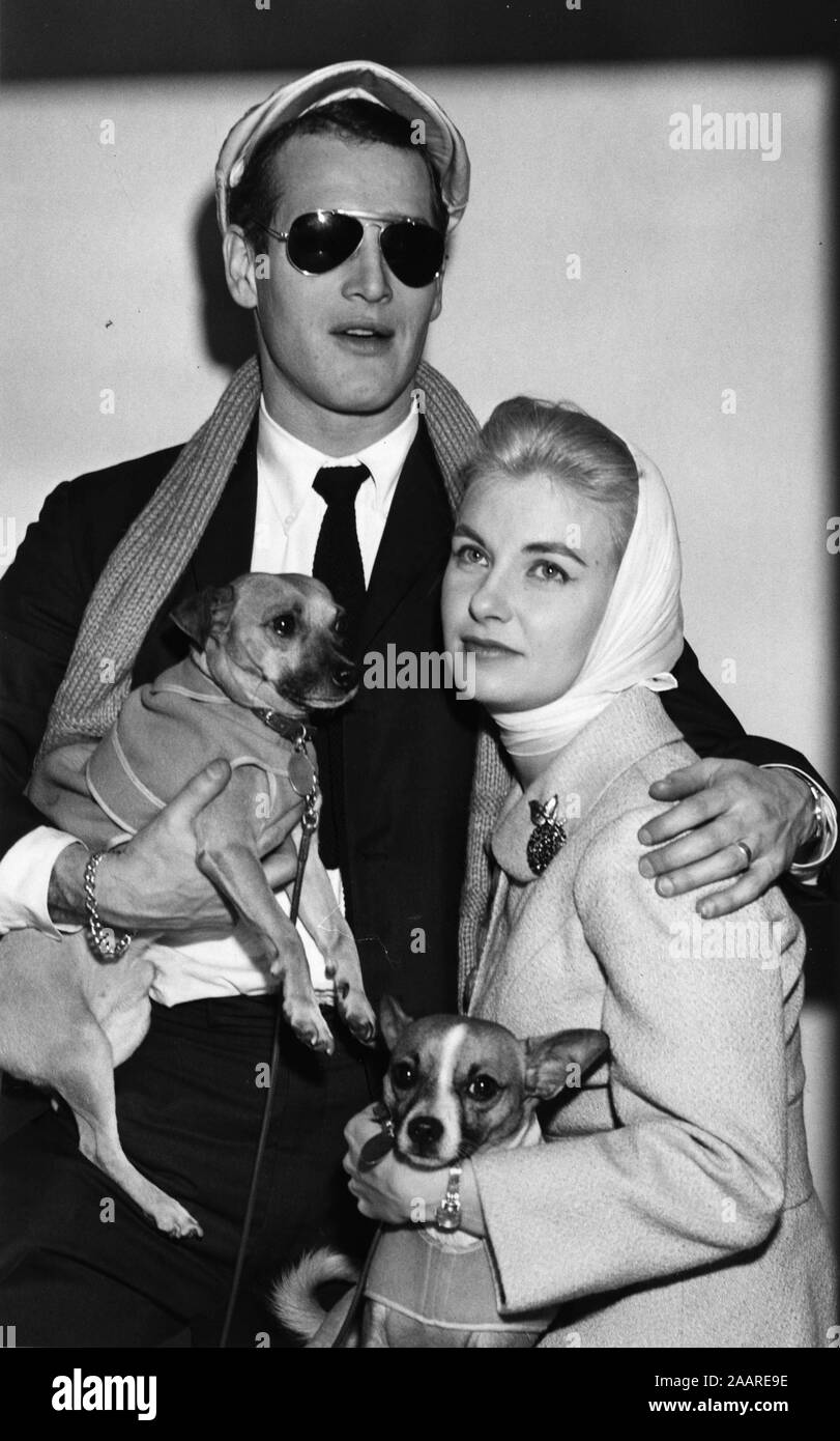 Paul newman joanne woodward 1950s hi-res stock photography and images