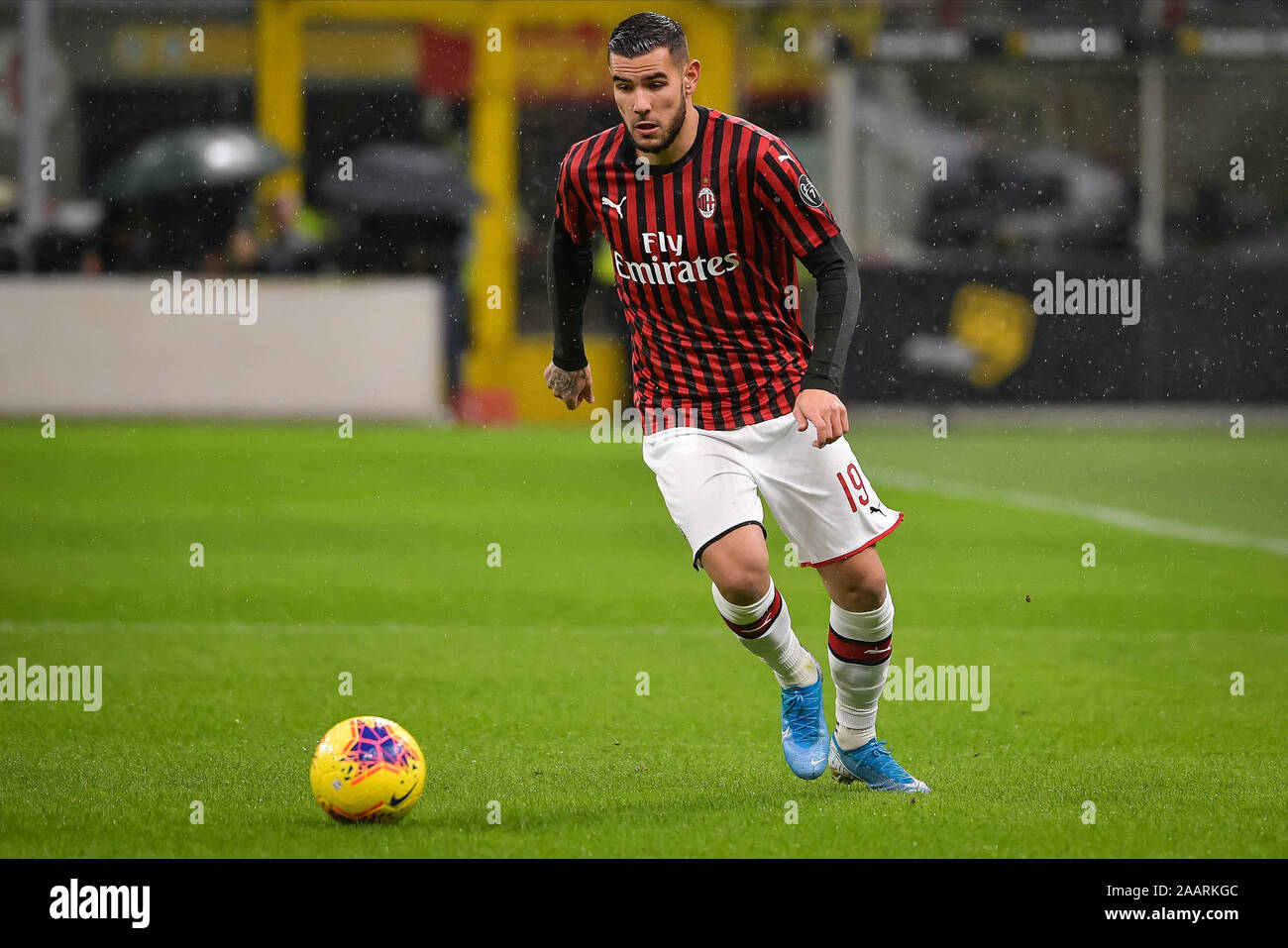 Milan, Italy. 01st Jan, 2016. Theo Hernandez of AC Milan during the Serie A match between AC Milan and Napoli at Stadio San Siro, Milan, Italy on 23 November 2019. Photo by Mattia Ozbot. Editorial use only, license required for commercial use. No use in betting, games or a single club/league/player publications. Credit: UK Sports Pics Ltd/Alamy Live News Stock Photo