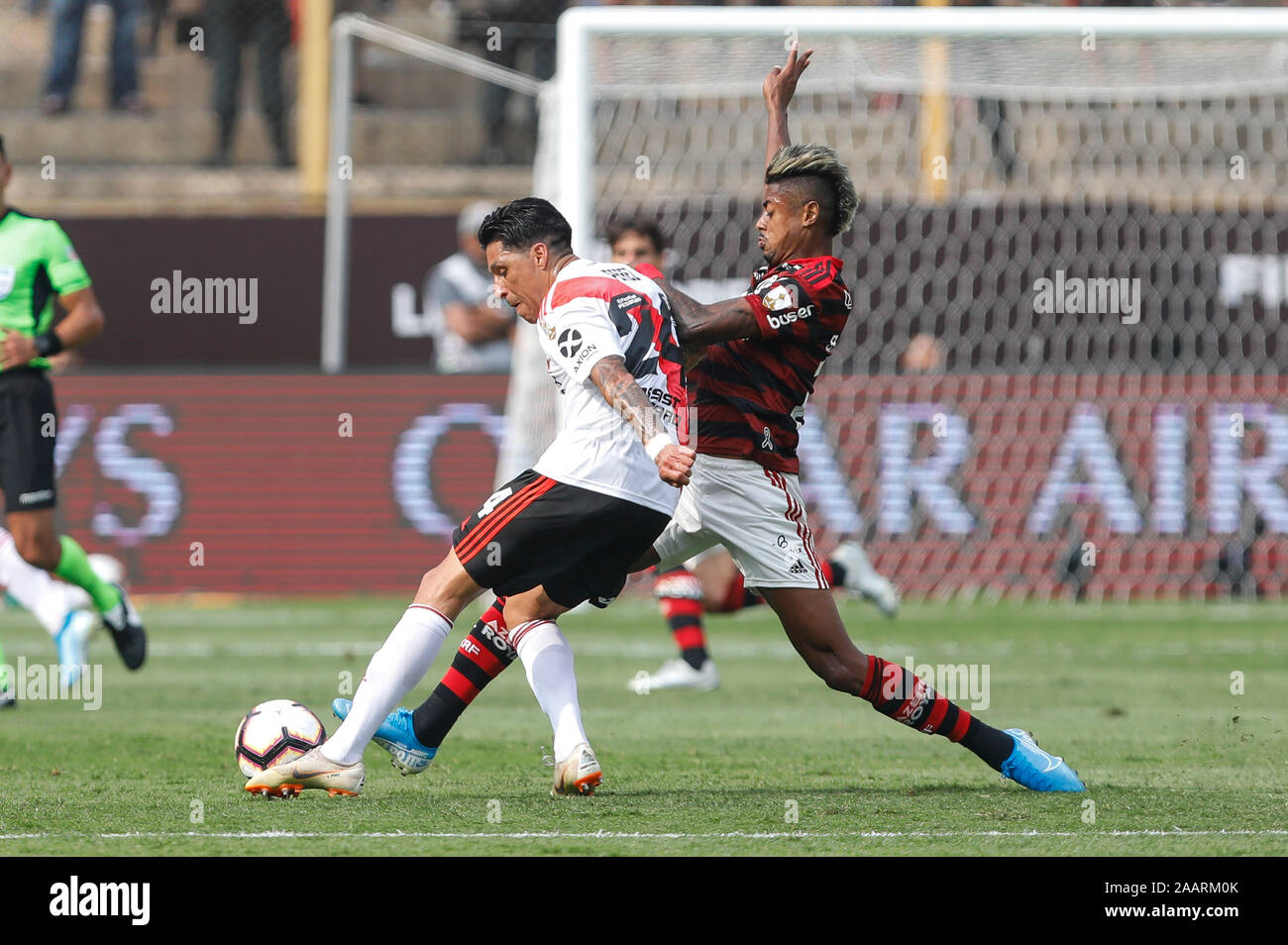 Lima, Peru. 23rd Nov, 2019. Lima, Peru. 23rd Nov, 2019. Bruno Henrique of Flamengo and Perez of River during the 2019 Copa Libertadores Final between Flamengo of Brazil and River Plate of Argentina at Estadio Monumental 'U'  in Lima, Peru on 23 Nov 2019. Credit: SPP Sport Press Photo. /Alamy Live News Credit: SPP Sport Press Photo. /Alamy Live News Stock Photo