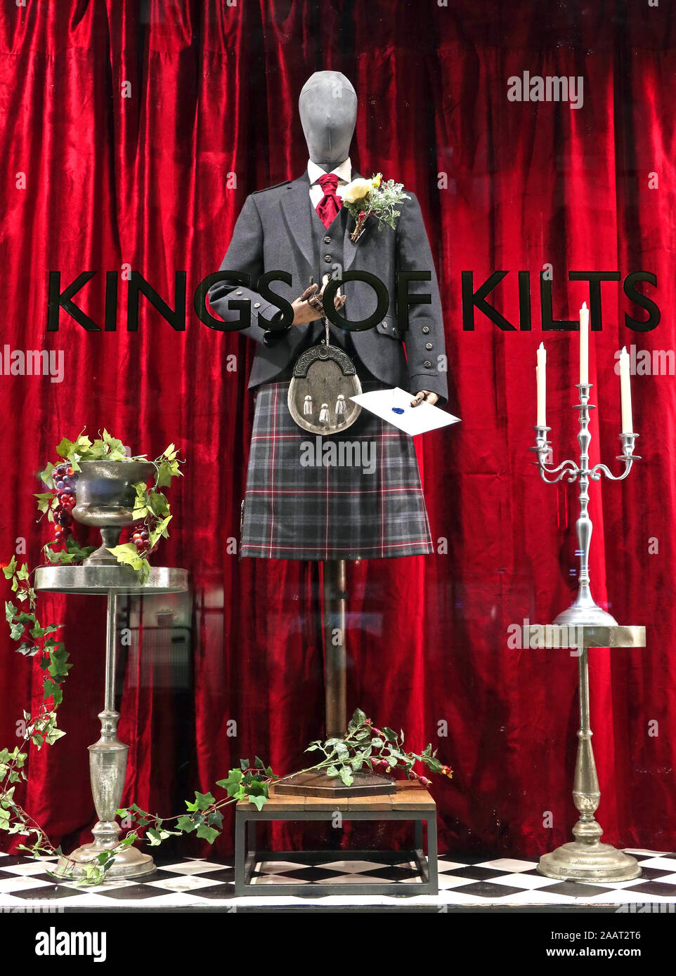 Kings of Kilts shop, 39 - 41 Bath Street, Glasgow, Scotland, UK G2 1HW, Kilt Store, MacGregor and MacDuff - Highland dress attire Stock Photo