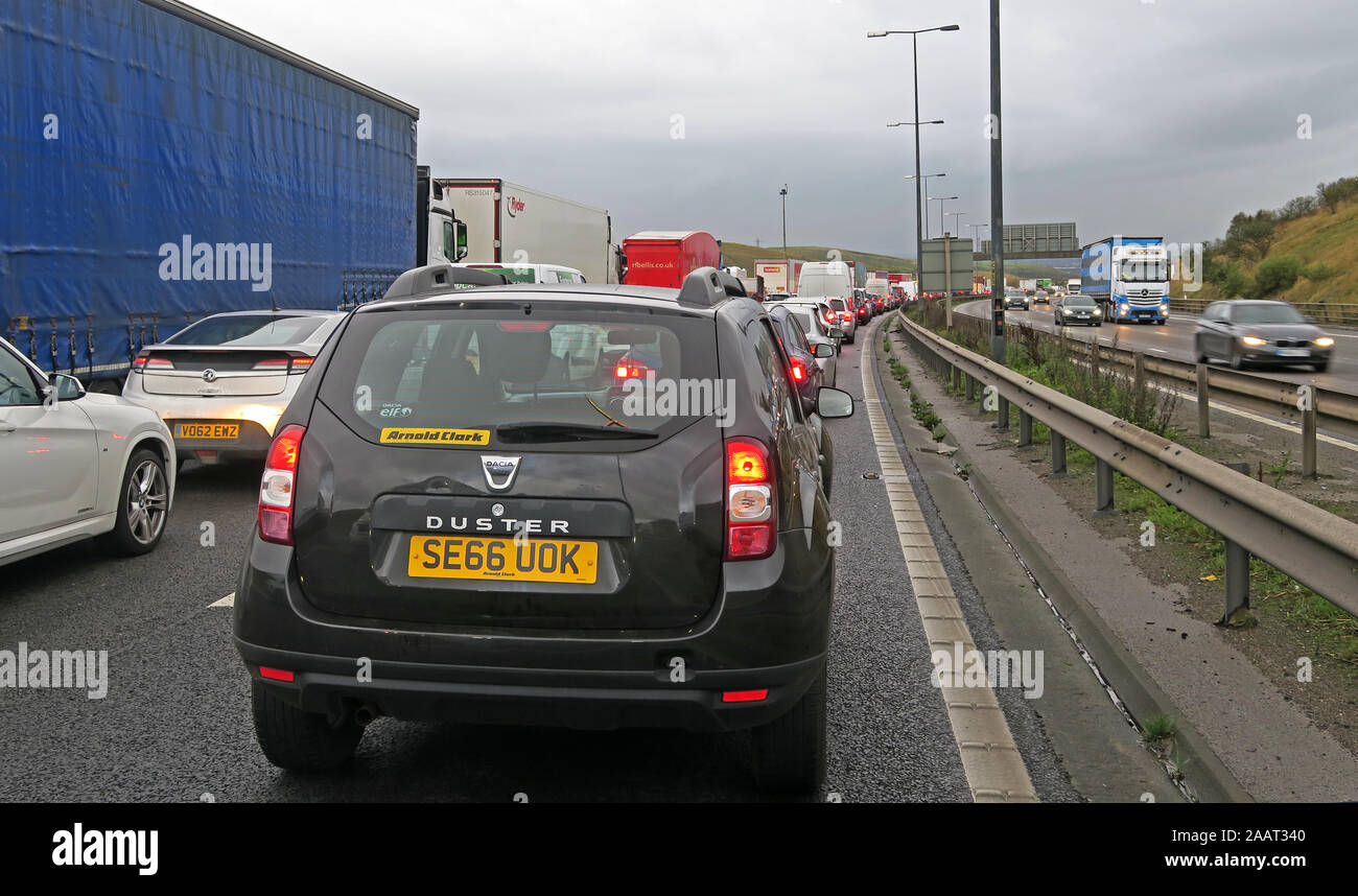 M62 traffic jam, Hartshead Moor, Huddersfield, Yorkshire, England Stock Photo