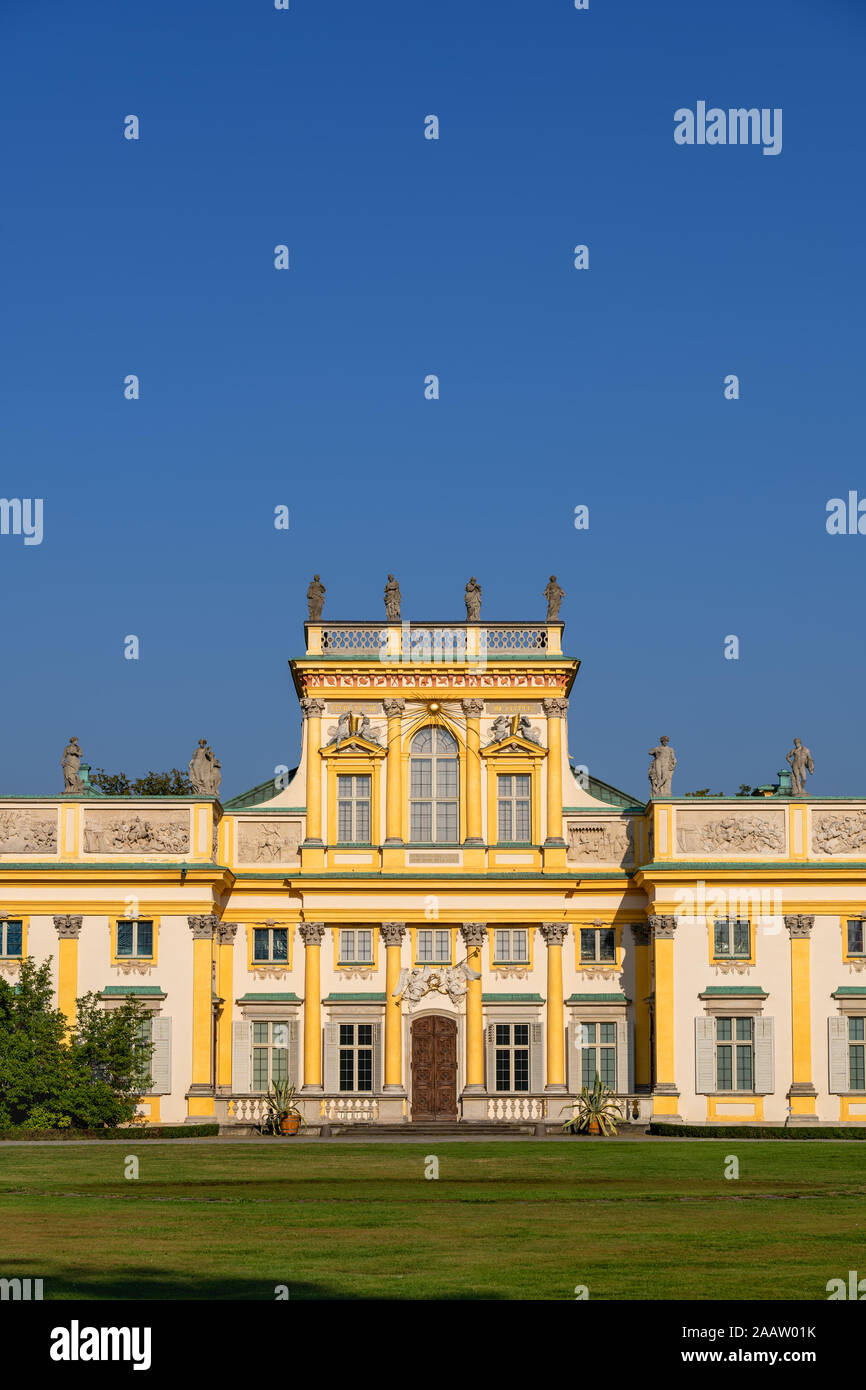 Wilanow Palace (Polish: Palac w Wilanowie) in Warsaw, Poland, Baroque royal residence of King John Sobieski III from 17th century Stock Photo