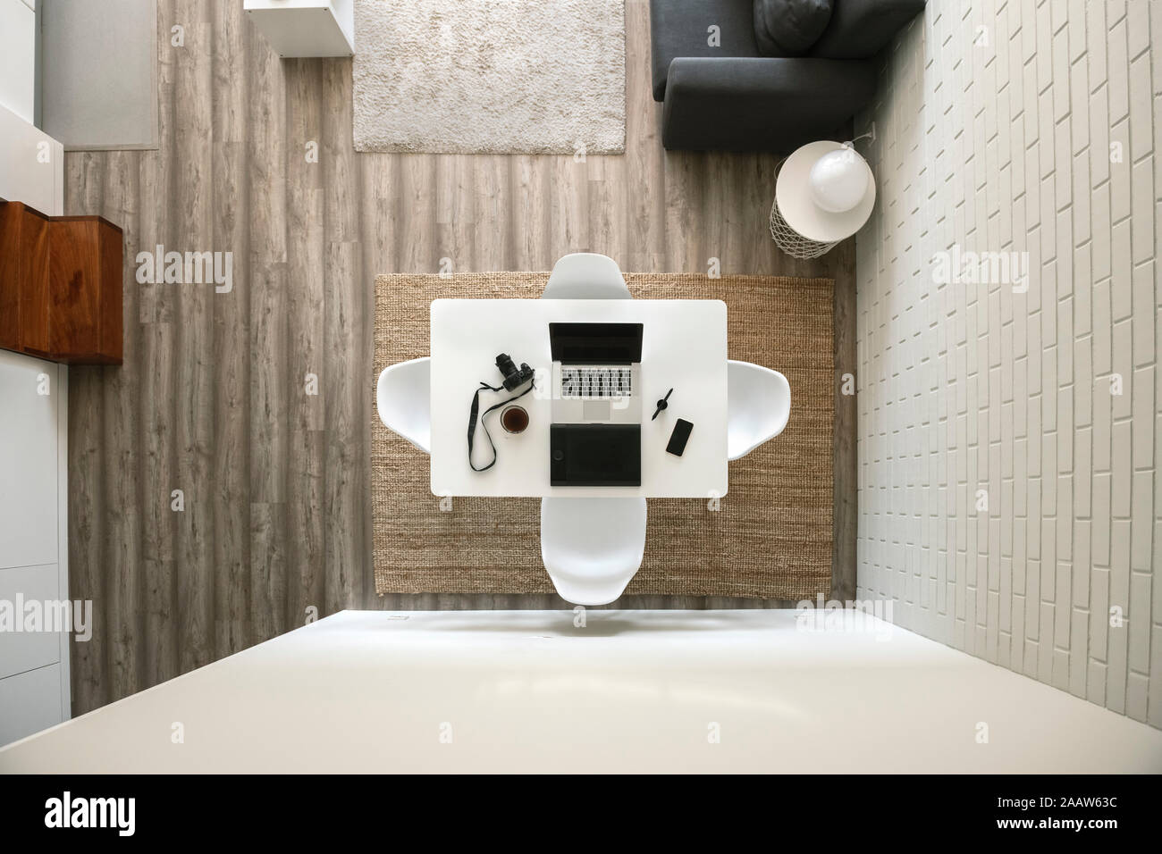 Workingspace hi-res stock photography and images - Alamy