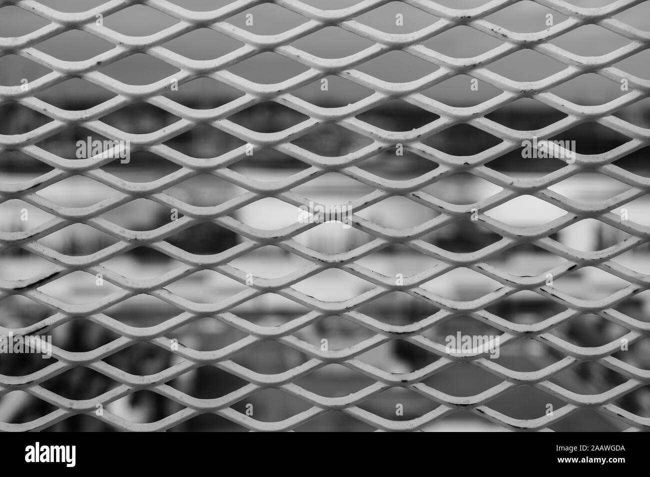 expanded mesh panels