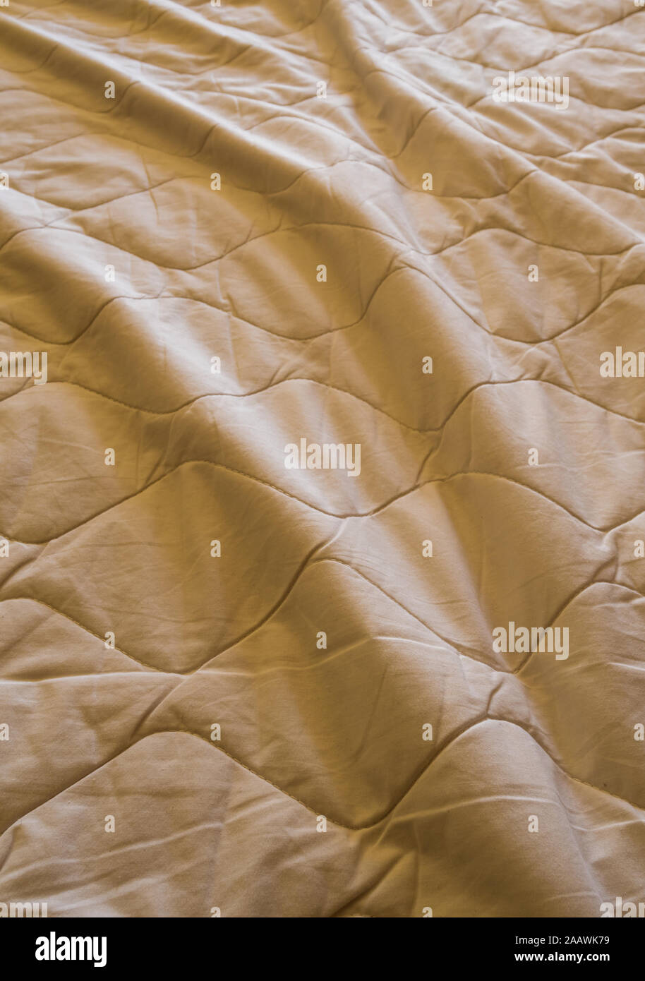 Wrinkled Blanket High Resolution Stock Photography and Images Alamy