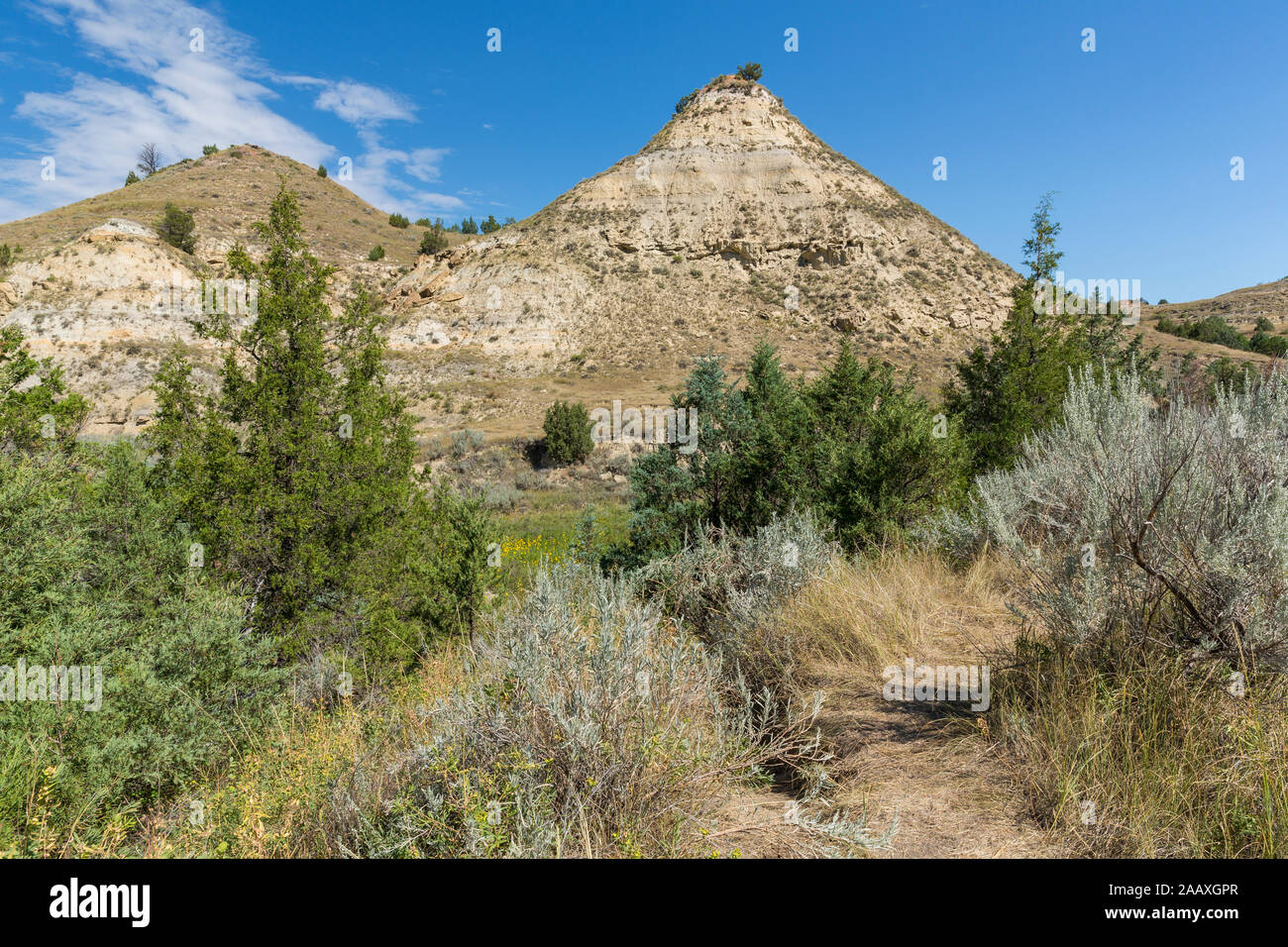Badlands of North Dakota Scenic - Badlands Of North Dakota Scenic Landscape 2AAXGPR 