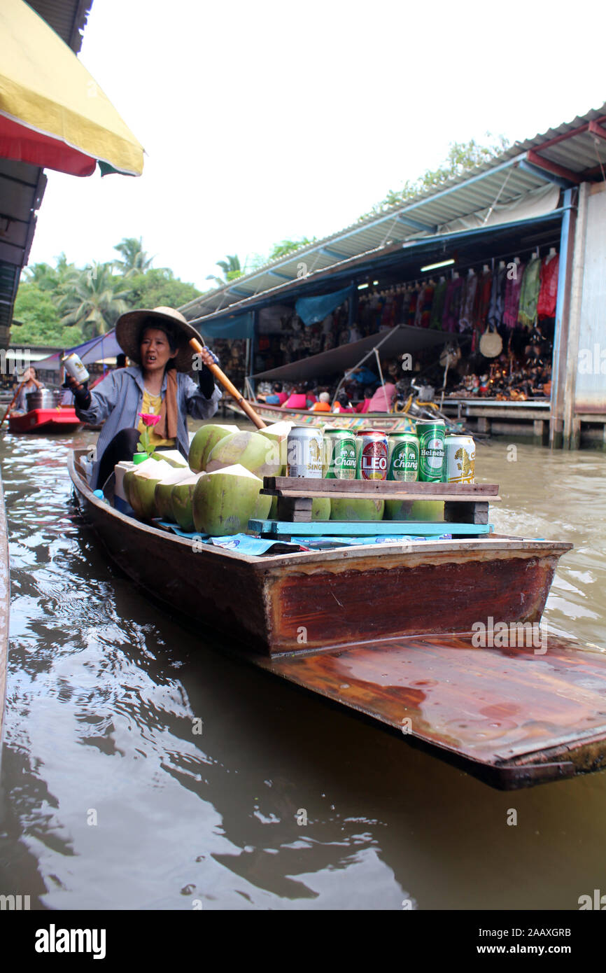 Bangkok Floating Market Stock Photo - Alamy