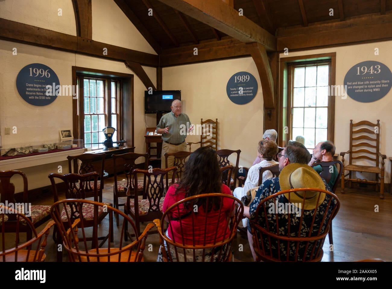 Beams crane hires stock photography and images Alamy