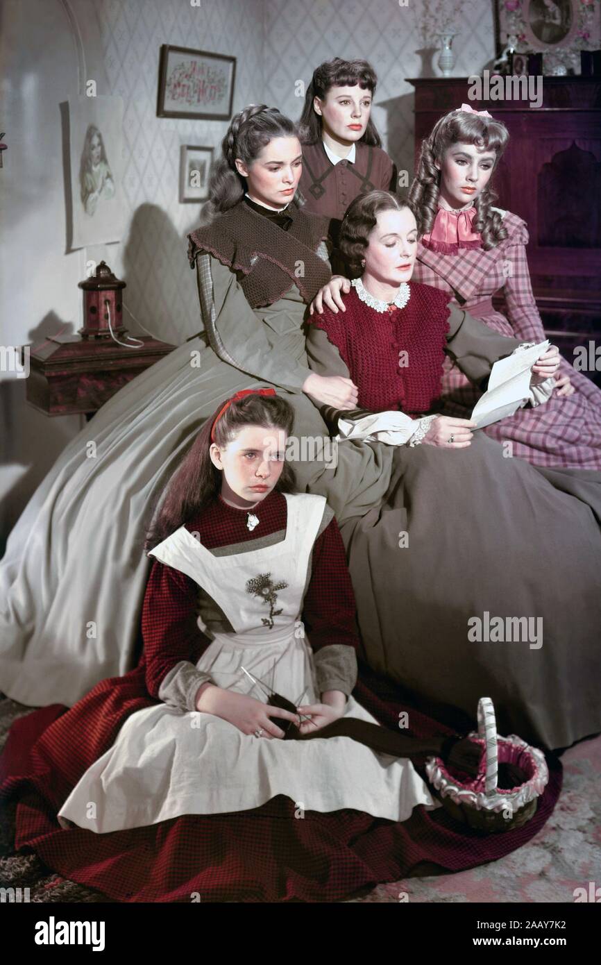 ELIZABETH TAYLOR, MARY ASTOR, JUNE ALLYSON, MARGARET O'BRIEN and JANET LEIGH in LITTLE WOMEN (1949), directed by MERVYN LEROY. Credit: M.G.M / Album Stock Photo
