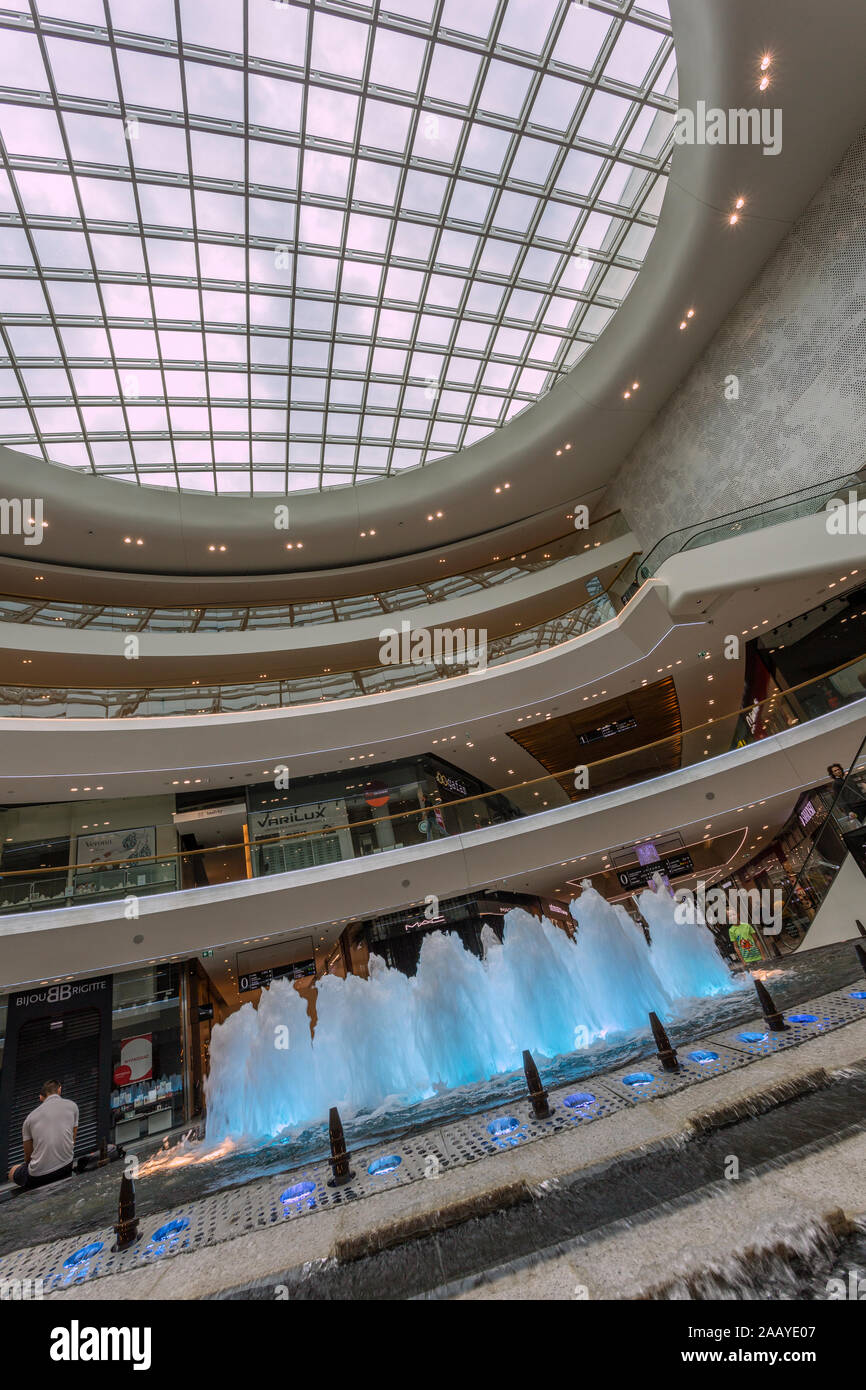Wroclavia shopping mall in Wroclaw city centre, Poland Stock Photo - Alamy