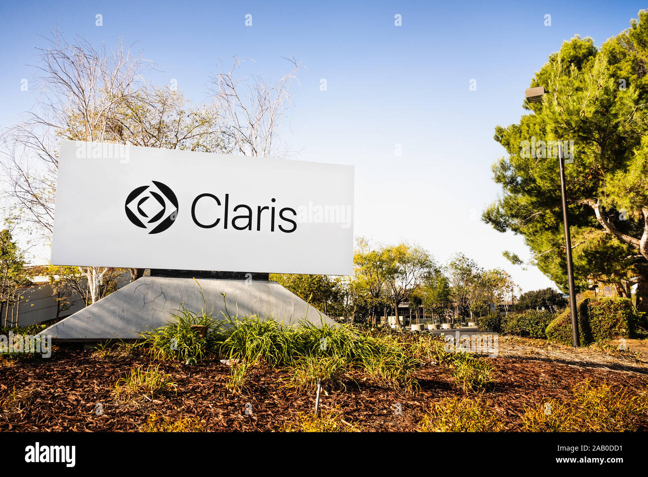 Oct 27, 2019 Santa Clara / CA / USA - Claris headquarters in Silicon Valley; Claris International Inc. (formerly FileMaker Inc.,) is a computer softwa Stock Photo
