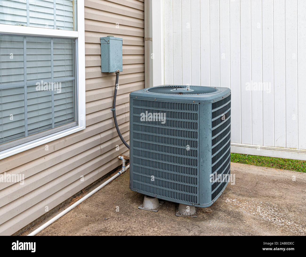 Condo ac hires stock photography and images Alamy