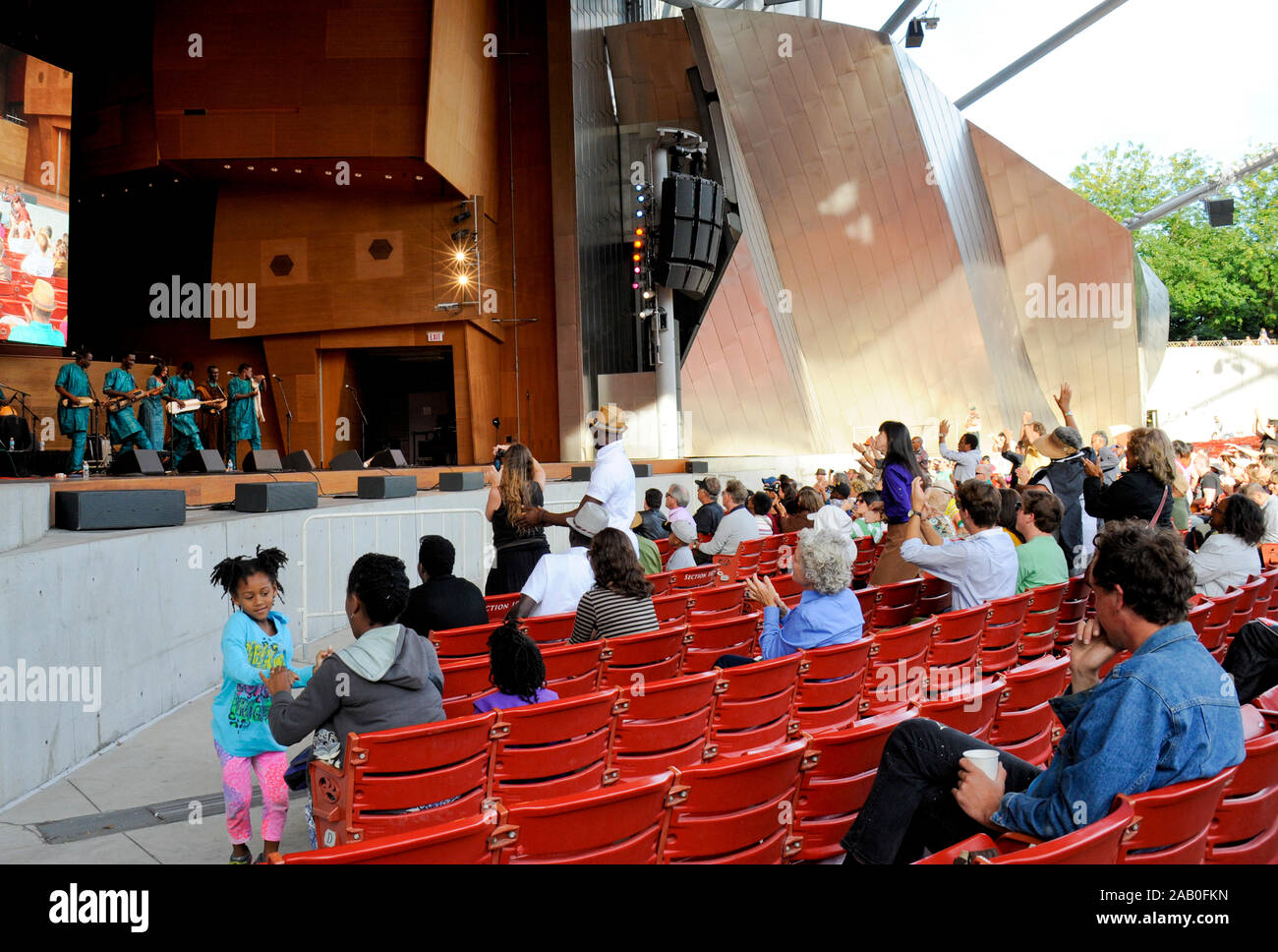 Bassekou Kouyaté and his band, Ngoni Ba, from Mali.  Concert at the Jay Pritzker Pavillion in Millenium Park, Chicago, IL.  The Architect was Frank Ge Stock Photo