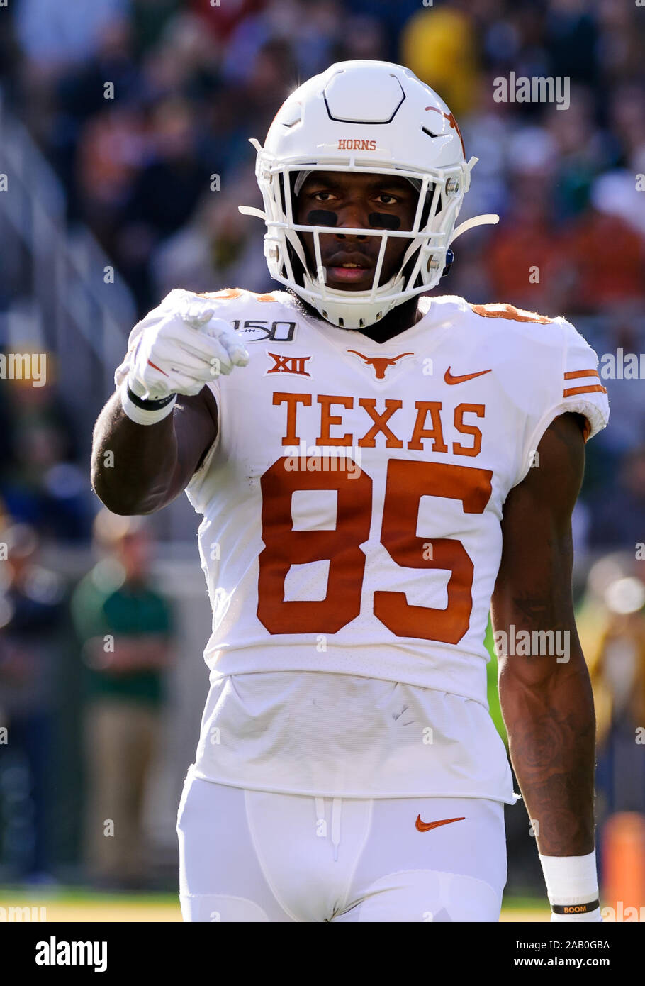 Waco, Texas, USA. 23rd Nov, 2019. Texas Longhorns wide receiver Malcolm Epps (85) looks at the referee to check his spot on the field during the 1st half of the NCAA Football game between Texas Longhorns and the Baylor Bears at McLane Stadium in Waco, Texas. Matthew Lynch/CSM/Alamy Live News Stock Photo