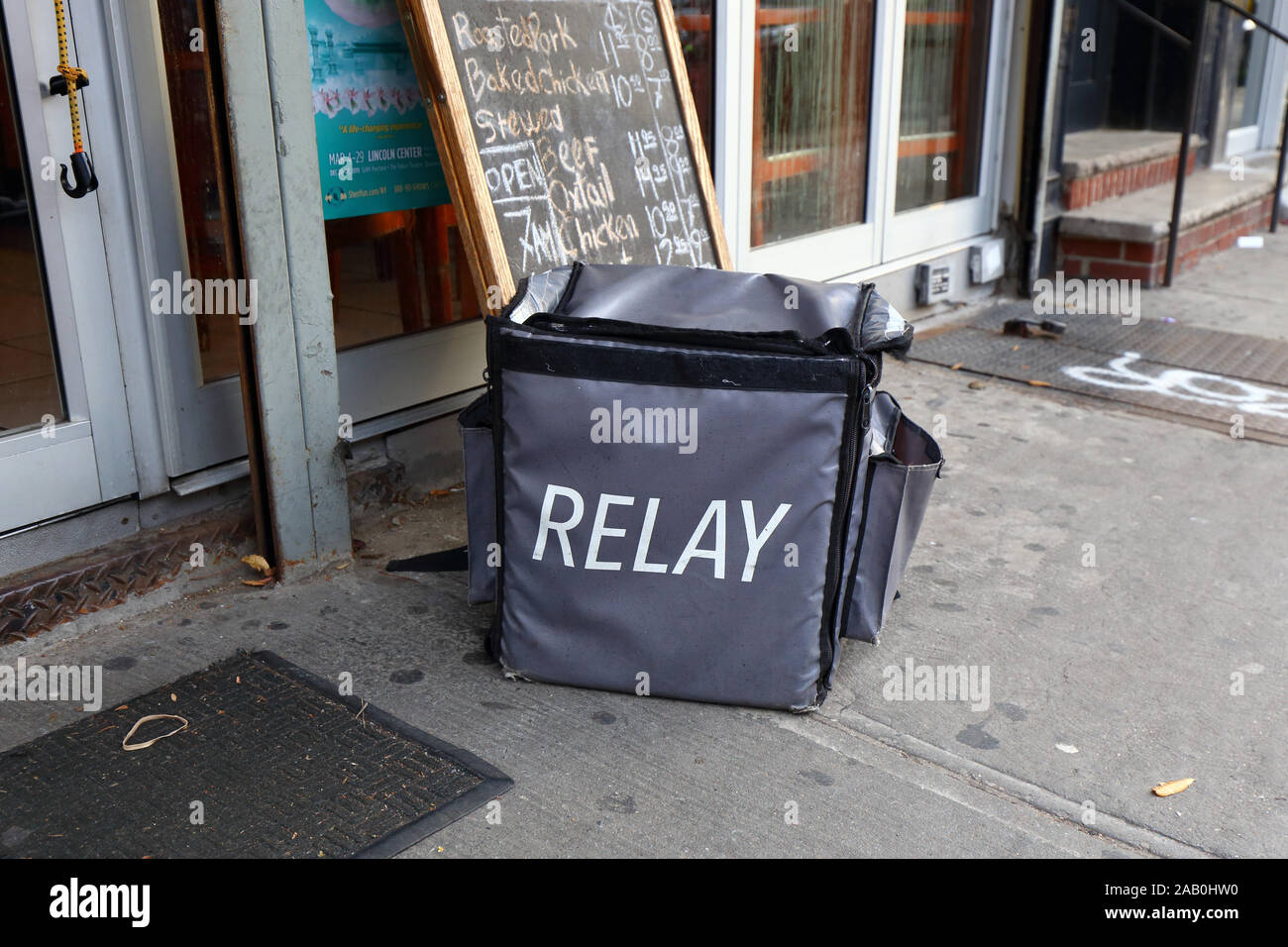 A Relay Delivery thermally insulated bike bag Stock Photo