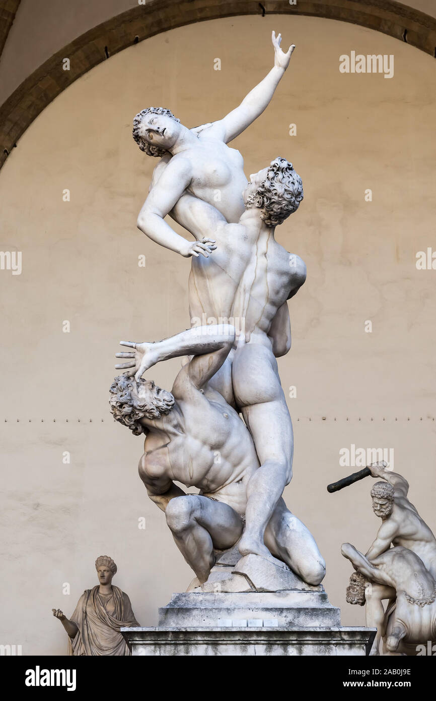 die Entrueckung der Sabina Statue in Florenz, Italien Stock Photo