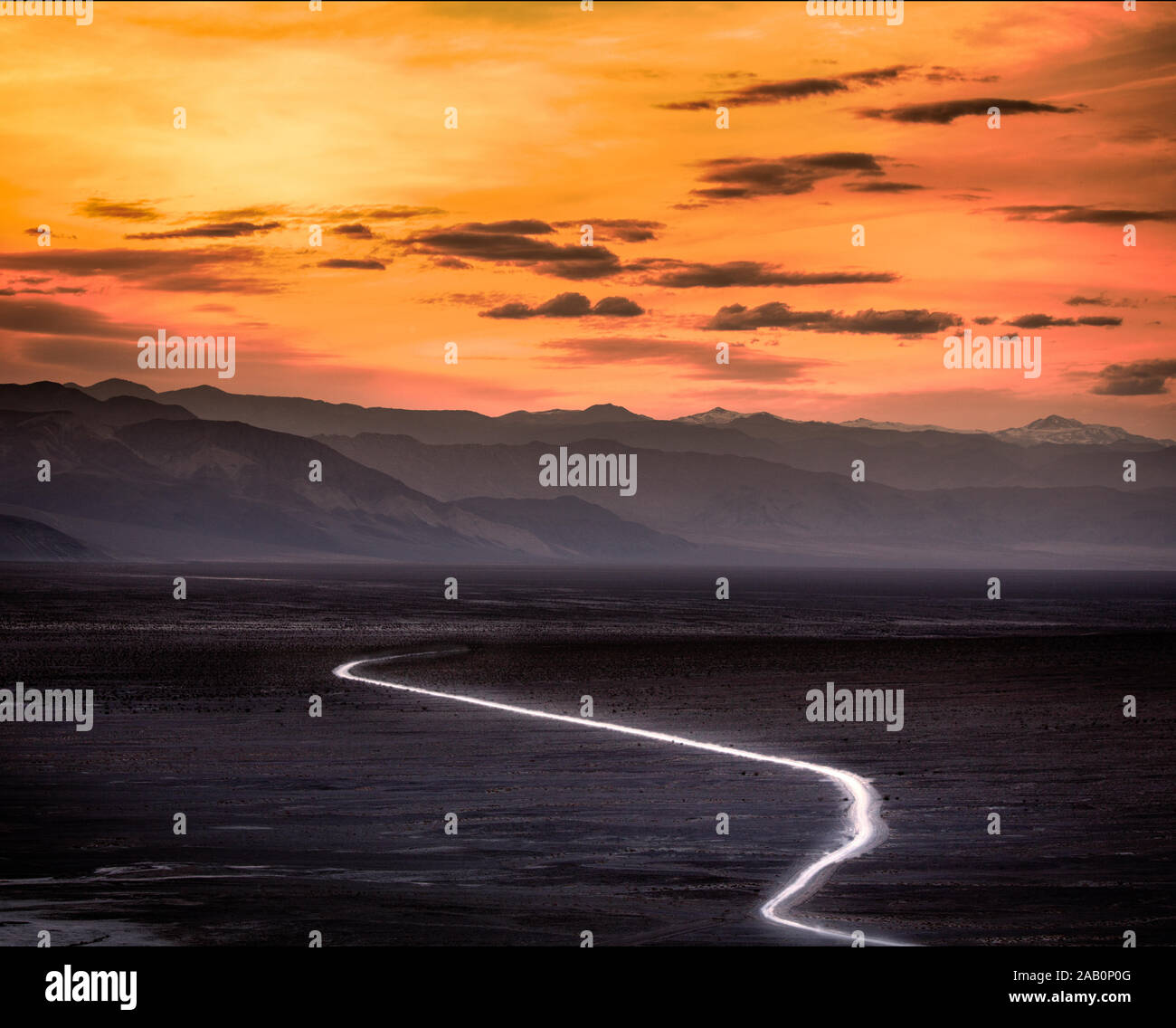 Death valley night view hi-res stock photography and images - Alamy