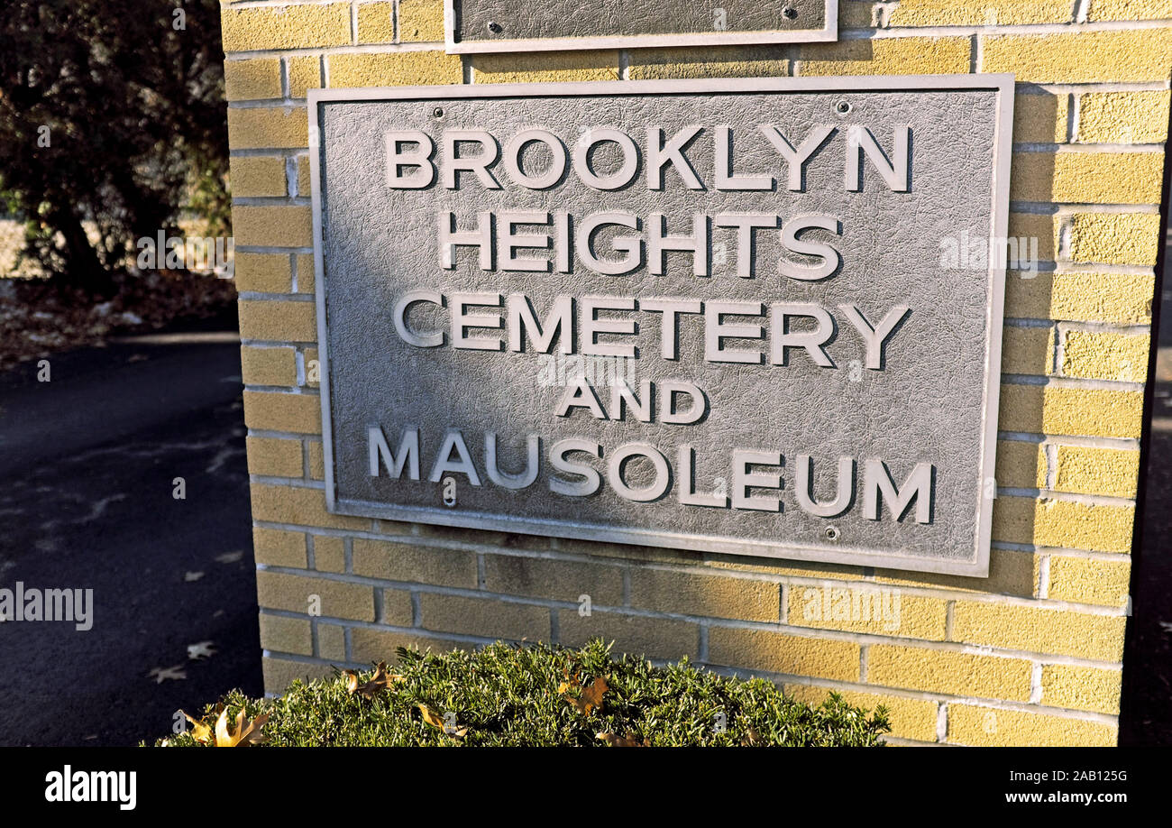 Brooklin Heights Cemetery and Mausoleum entrance signage in Cleveland, Ohio, USA, known for the unmarked grave of John Demanjuk. Stock Photo