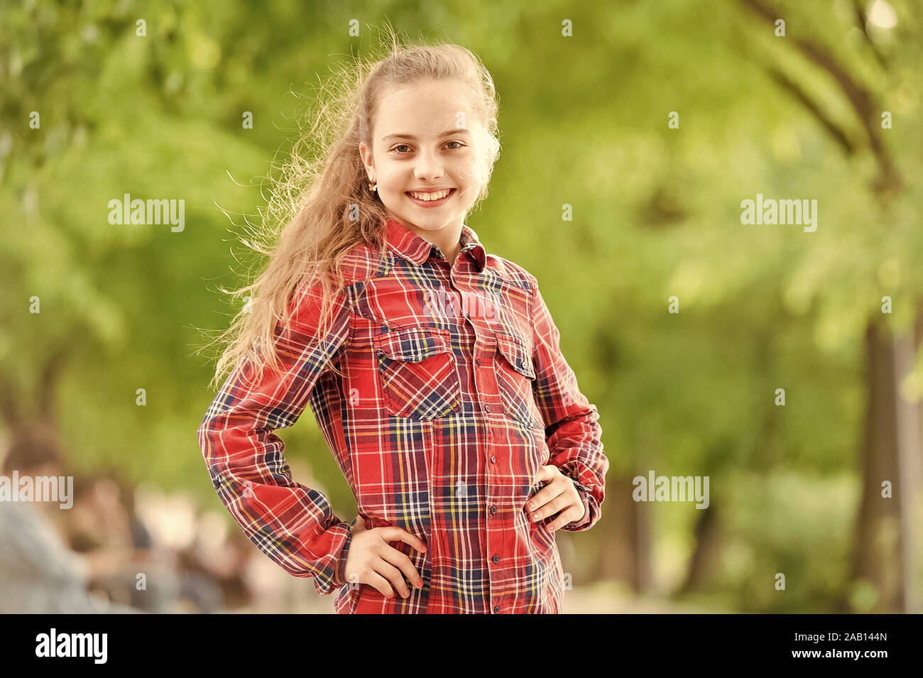 Windproof Hairstyles Girl Little Cute Child Enjoy Walk On Windy