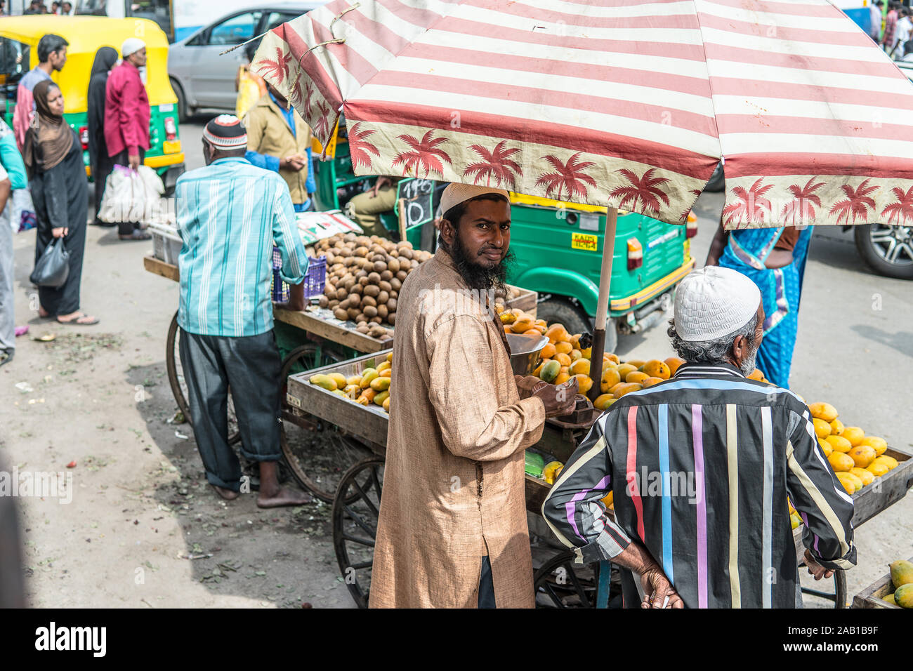 Local Indu streets of Bengaluru city, Indian variety of fruits, bananas, pineapple ...