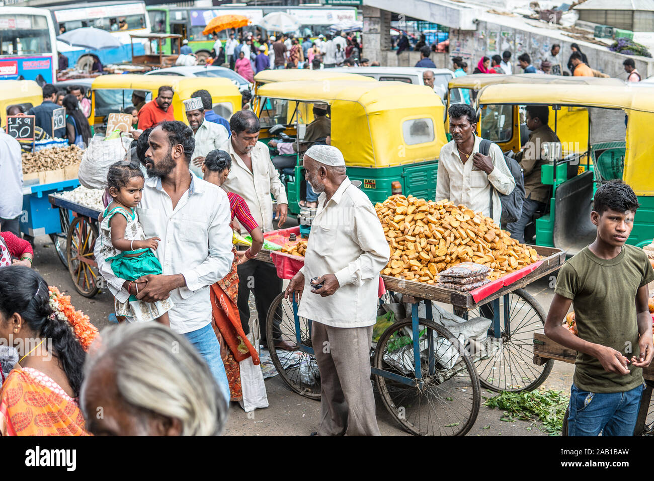 Local Indu streets of Bengaluru city, Indian variety of fruits, bananas, pineapple ...