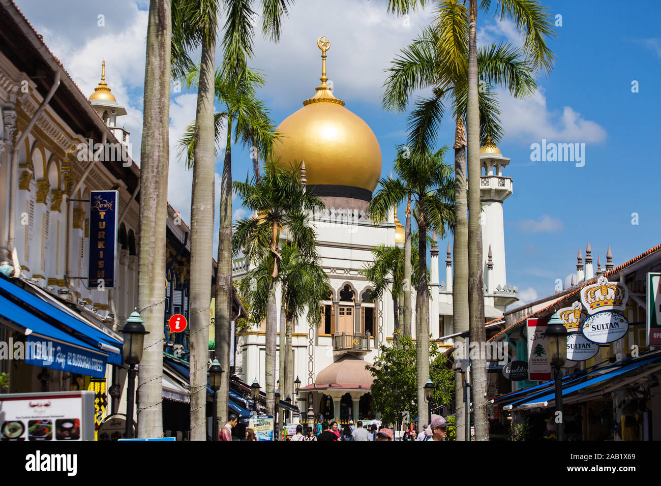 Masjid Sultan Mosque from 1824, a very popular destination in the heart of the city among tourists from all over the world. Singapore Stock Photo