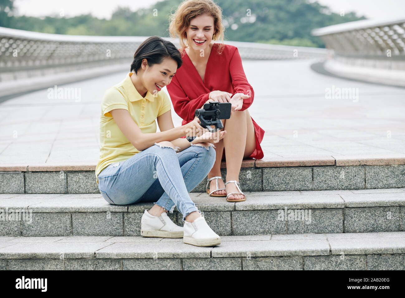 Bloggers equipment hi-res stock photography and images - Alamy