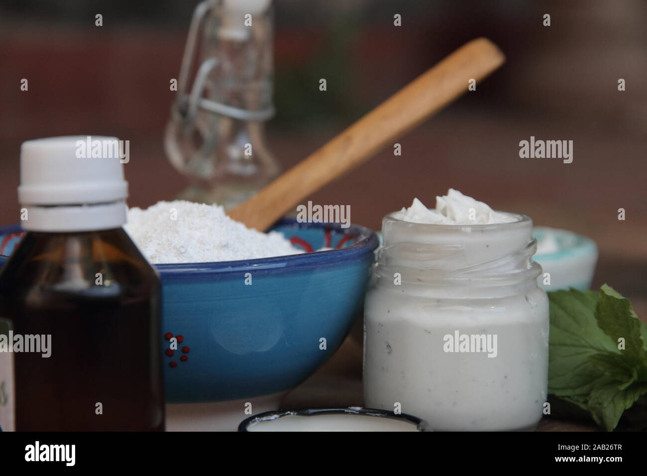 Toothpaste preparation hi-res stock photography and images - Alamy