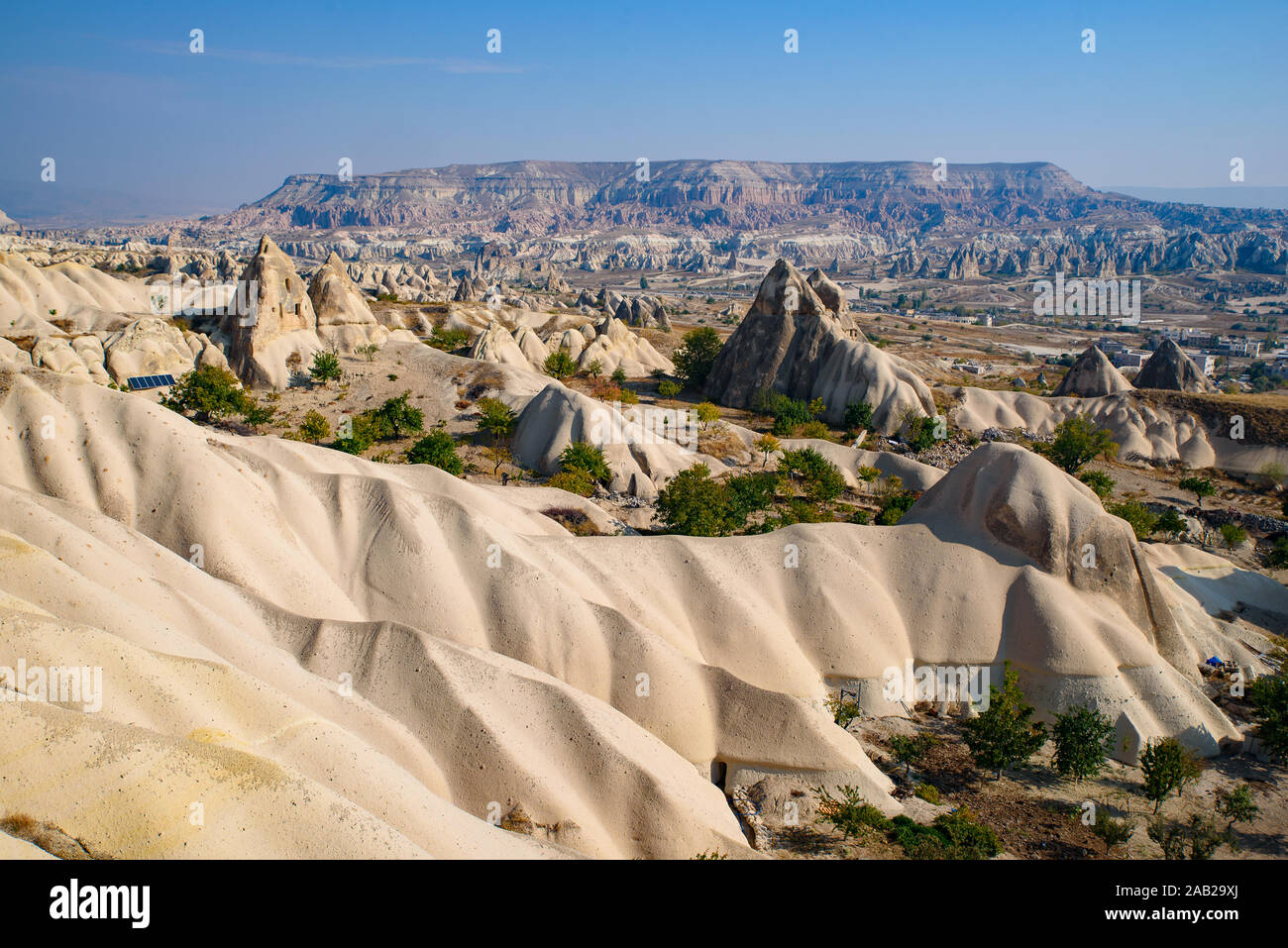 Rock formations of mountain ridges, valleys and pinnacles at Göreme National Park, Cappadocia, Turkey Stock Photo
