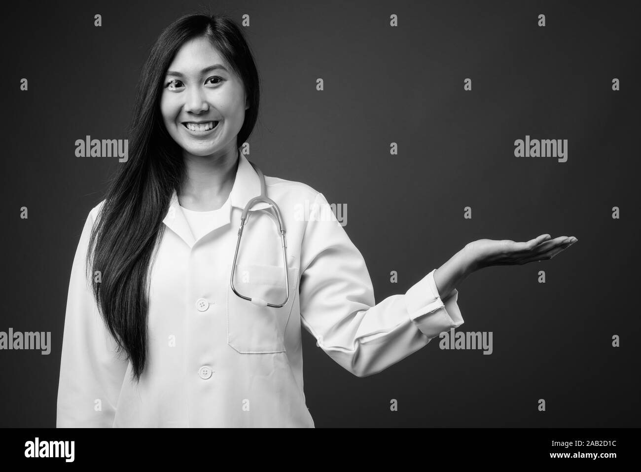 Beautiful asian doctor in hi-res stock photography and images - Alamy