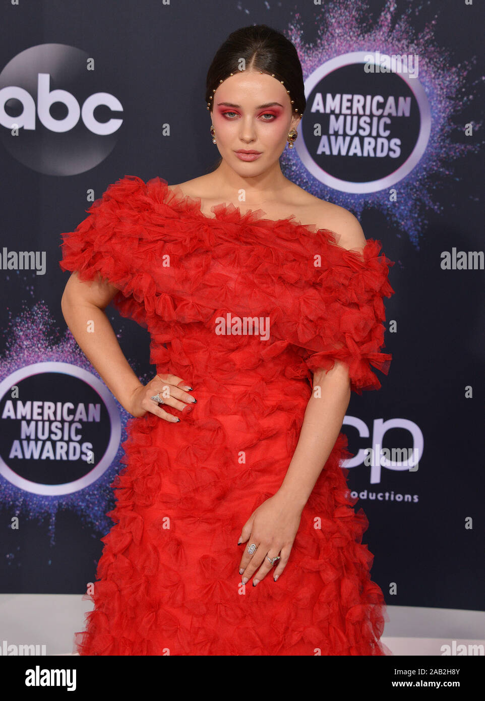 Los Angeles, USA. 24th Nov, 2019. Katherine Langford 303 attends the 2019 American Music Awards at Microsoft Theater on November 24, 2019 in Los Angeles, California Credit: Tsuni/USA/Alamy Live News Stock Photo