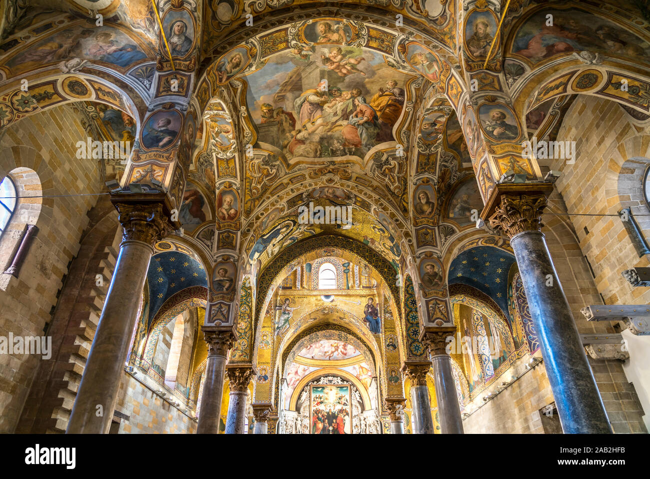 Fresken an der Decke der Kirche Santa Maria dell’Ammiraglio, Palermo, Sizilien, Italien, Europa  |  church Santa Maria dell’Ammiraglio ceiling frescoe Stock Photo