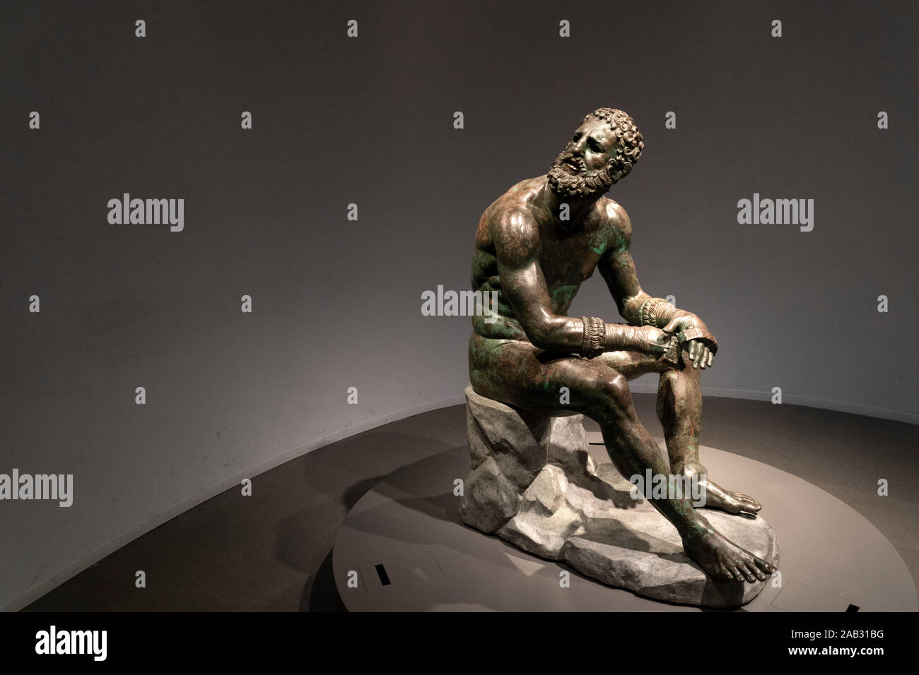 Boxer pugilist greek bronze statue in Rome Stock Photo Alamy