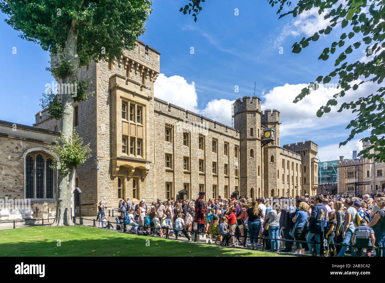 Crown jewels tower of london hires stock photography and images Alamy