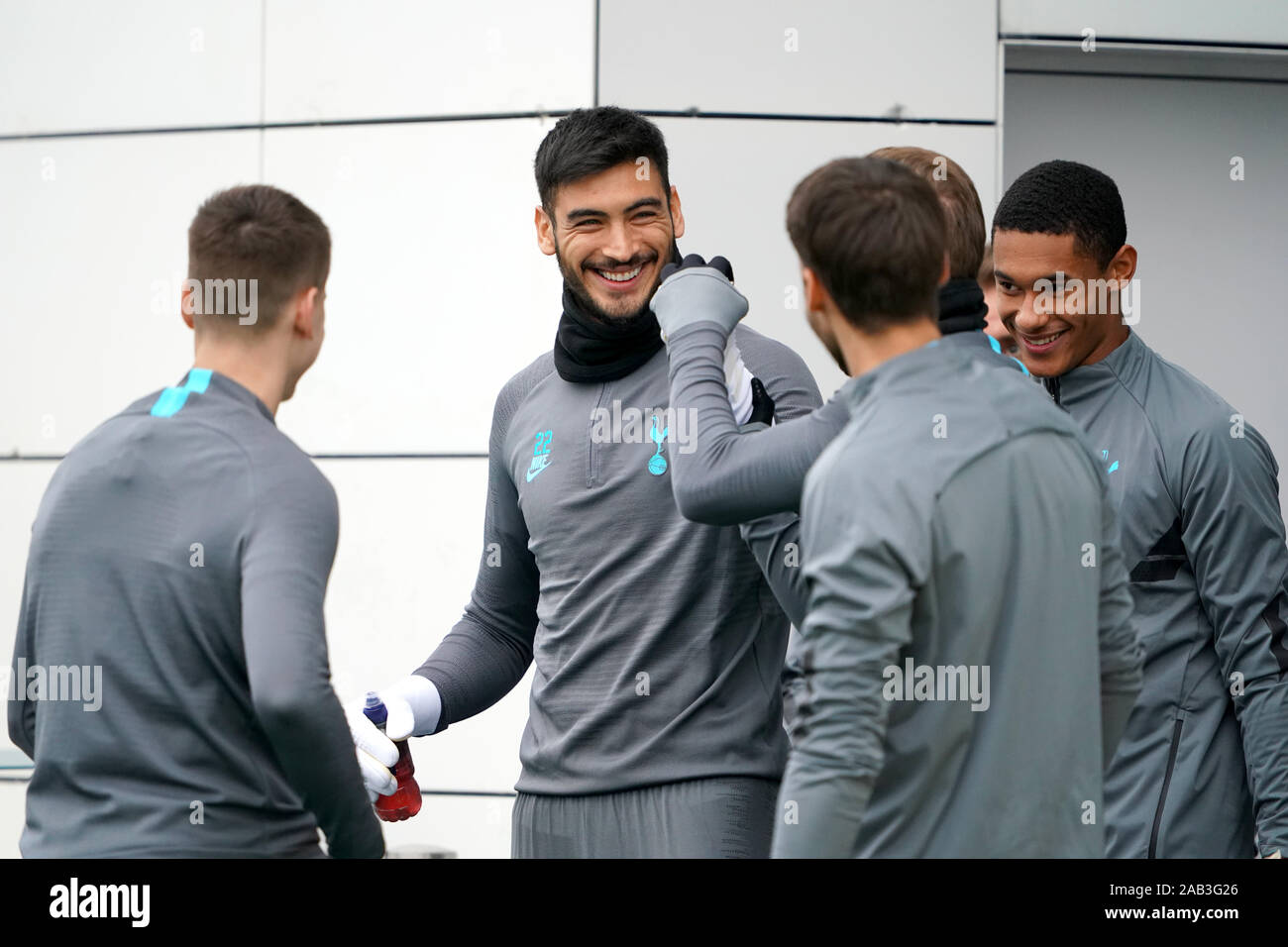 tottenham hotspur training jacket