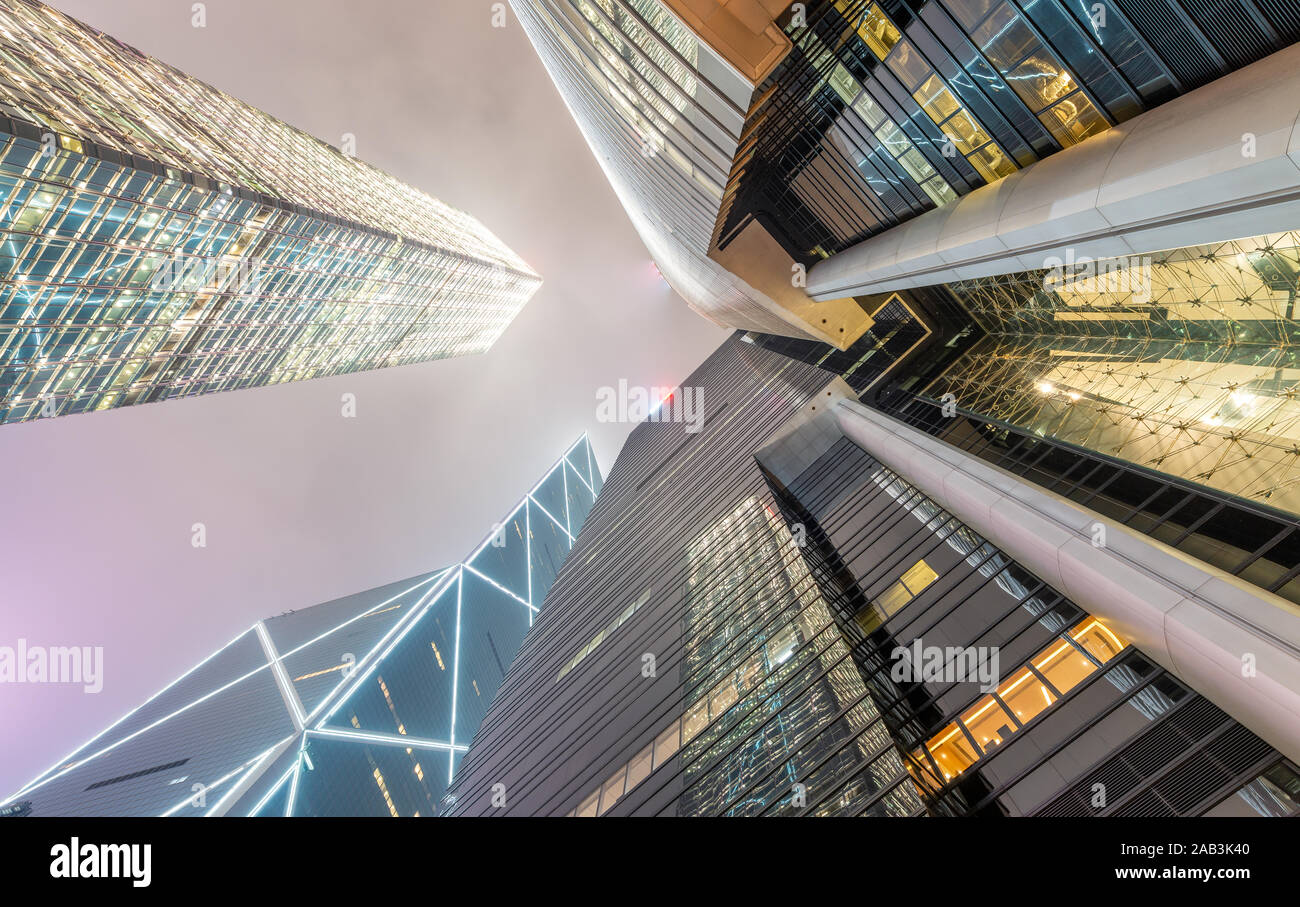 Night skyward view metropolis hi-res stock photography and images - Alamy