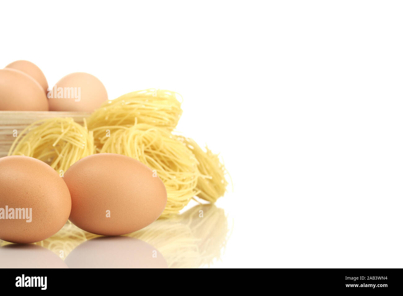 Frische Eier mit Nudeln |Fresh egg with noodles| Stock Photo