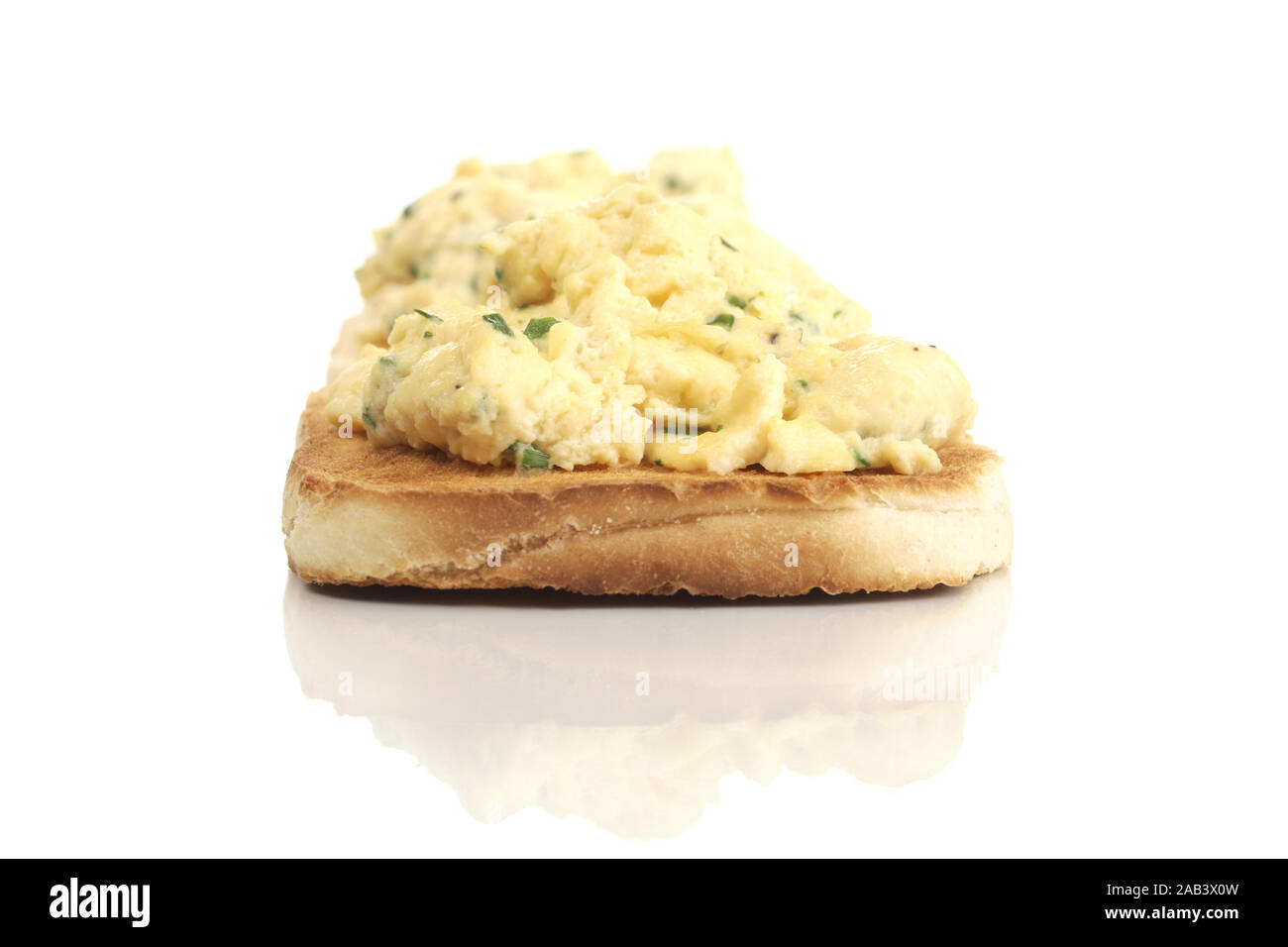 Toastbrot mit Rühreier und Gurke |Toast with scrambled eggs and cucumber| Stock Photo