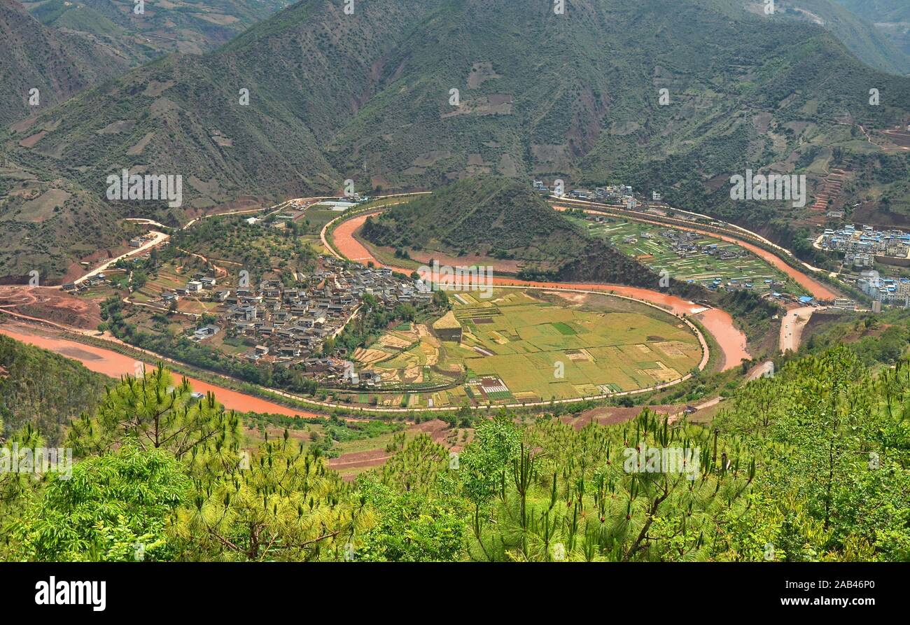 Taiji fishing village is situated on a bend of the Bijiang river, near Nuodeng, in Yunlong County , Prefecture of Dali, Yunnan (China) Stock Photo