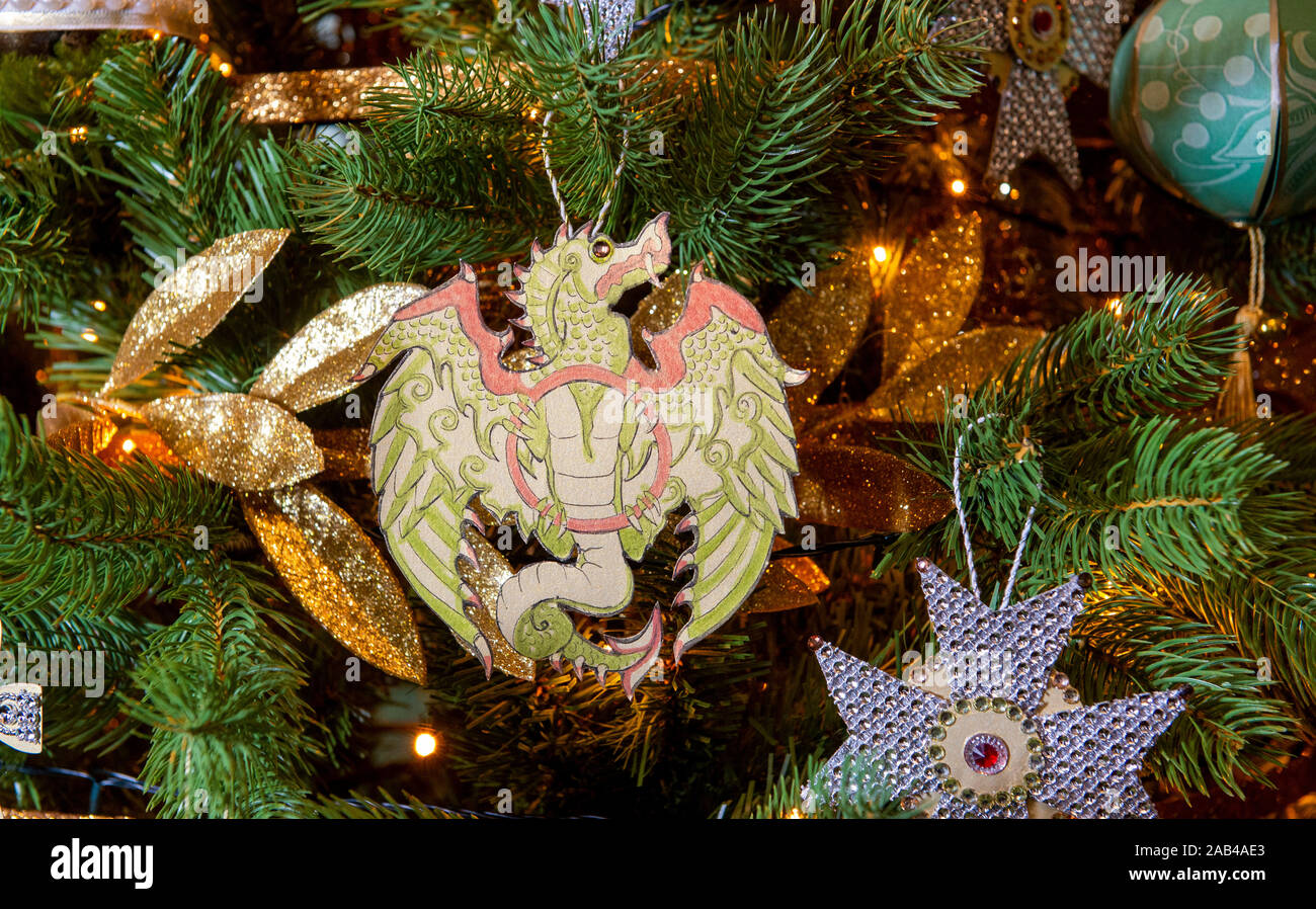 Brighton UK 25th November 2019 - Christmas is under way at the Royal Pavilion in Brighton with a number of decorated trees and a sleigh for visitors to try out and photograph themselves in  . A number of decorated trees and a sleigh for visitors to try out can be found around the famous seaside retreat built by King George IV this festive season . Credit: Simon Dack  Alamy Live News Stock Photo