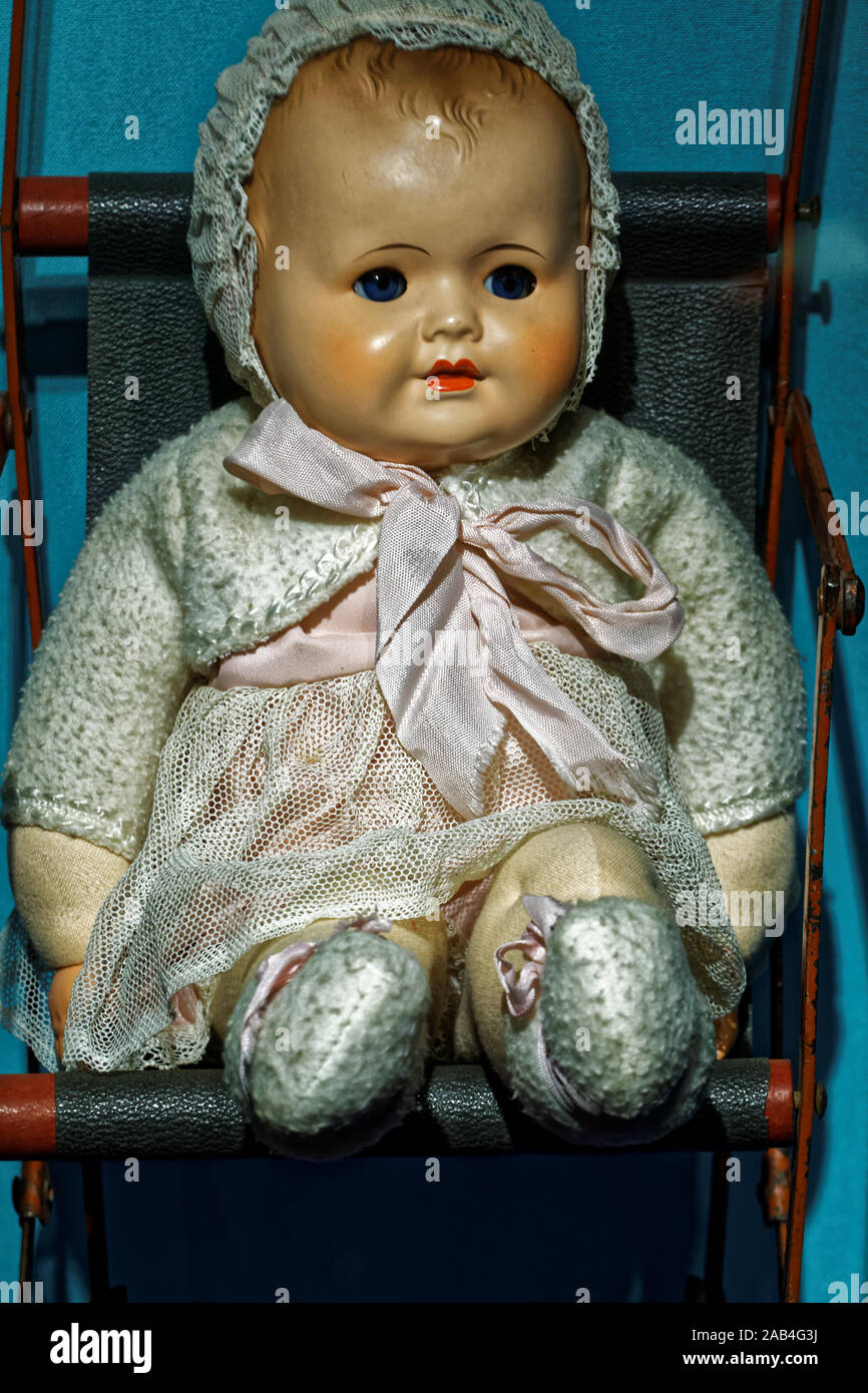 Photo old dolls,baby doll Stock Photo Alamy