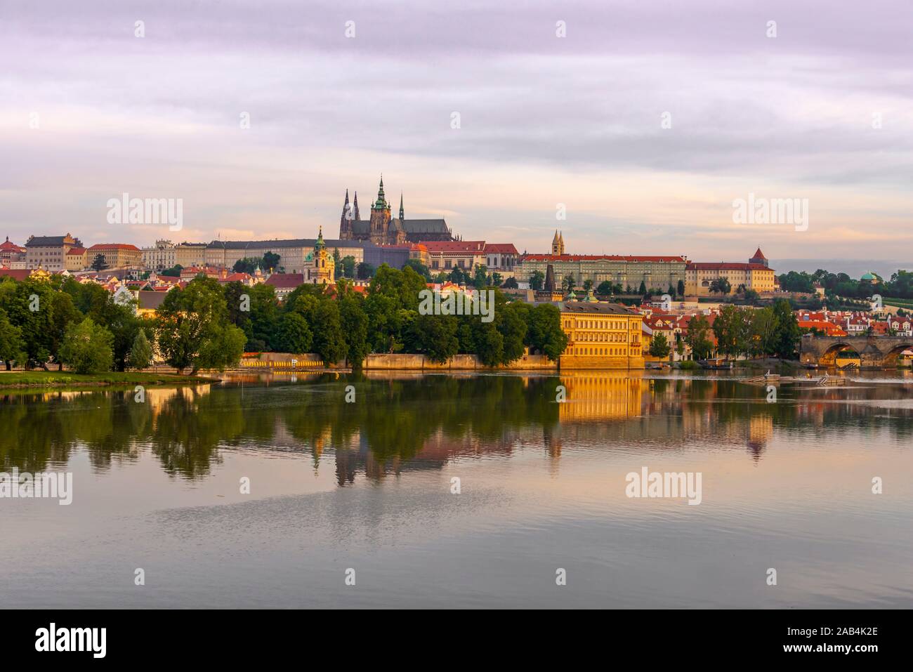 City view, River Vltava, Charles Bridge with Prague Castle and St Vitus Cathedral, Prague, Bohemia, Czech Republic Stock Photo