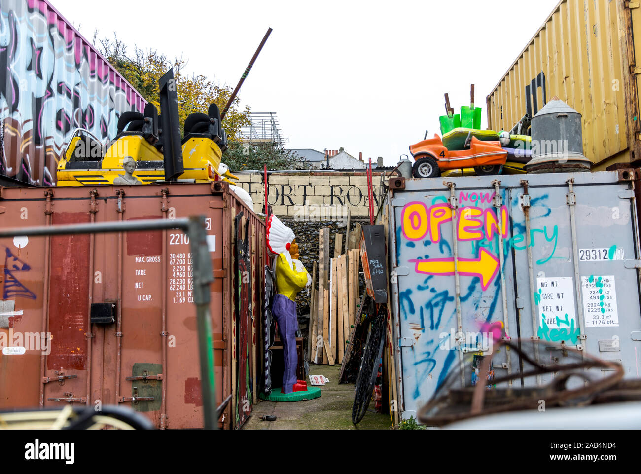 Margate Retro, shop Fort Road Yard, Margate, Kent, England Stock Photo