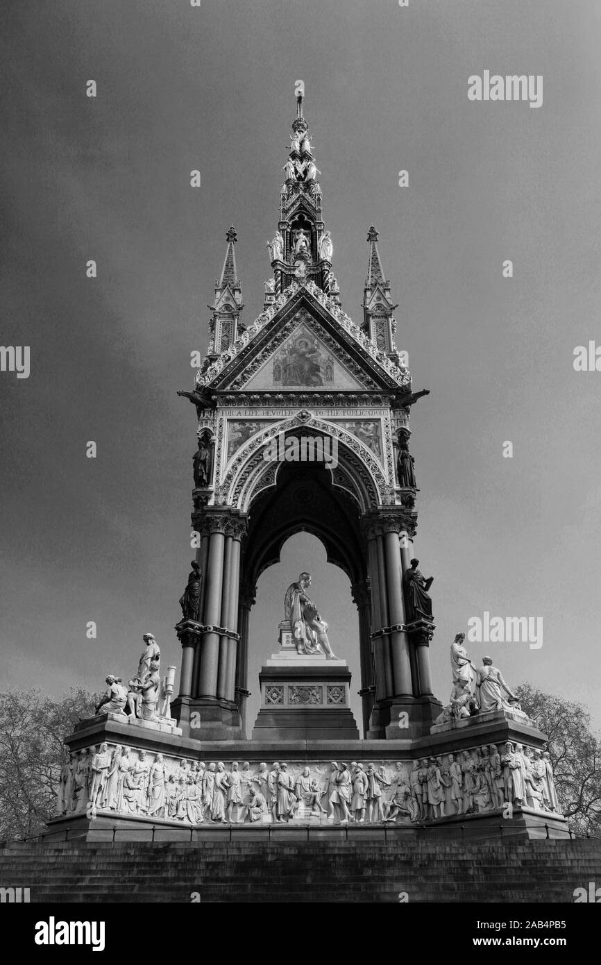 The Prince Albert Memorial, officially titled the Prince Consort National Memorial in Kensington Gardens, Royal Parks, London, England, UK  It was cre Stock Photo