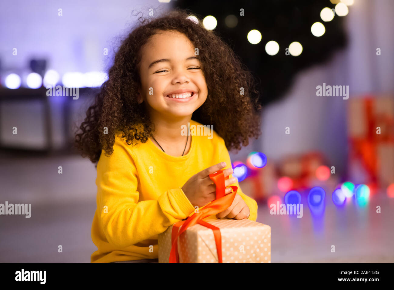 Beautiful adorable african american girl hi-res stock photography and ...
