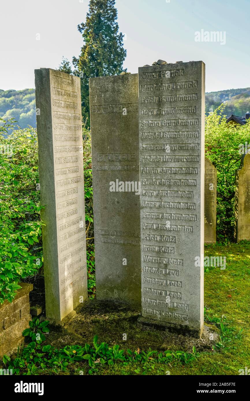 Gedenksteine, Holocaust, Alter Jüdischer Friedhof, Winterberg, Vlotho, Kreis Herford, Nordrhein-Westfalen, Deutschland Stock Photo