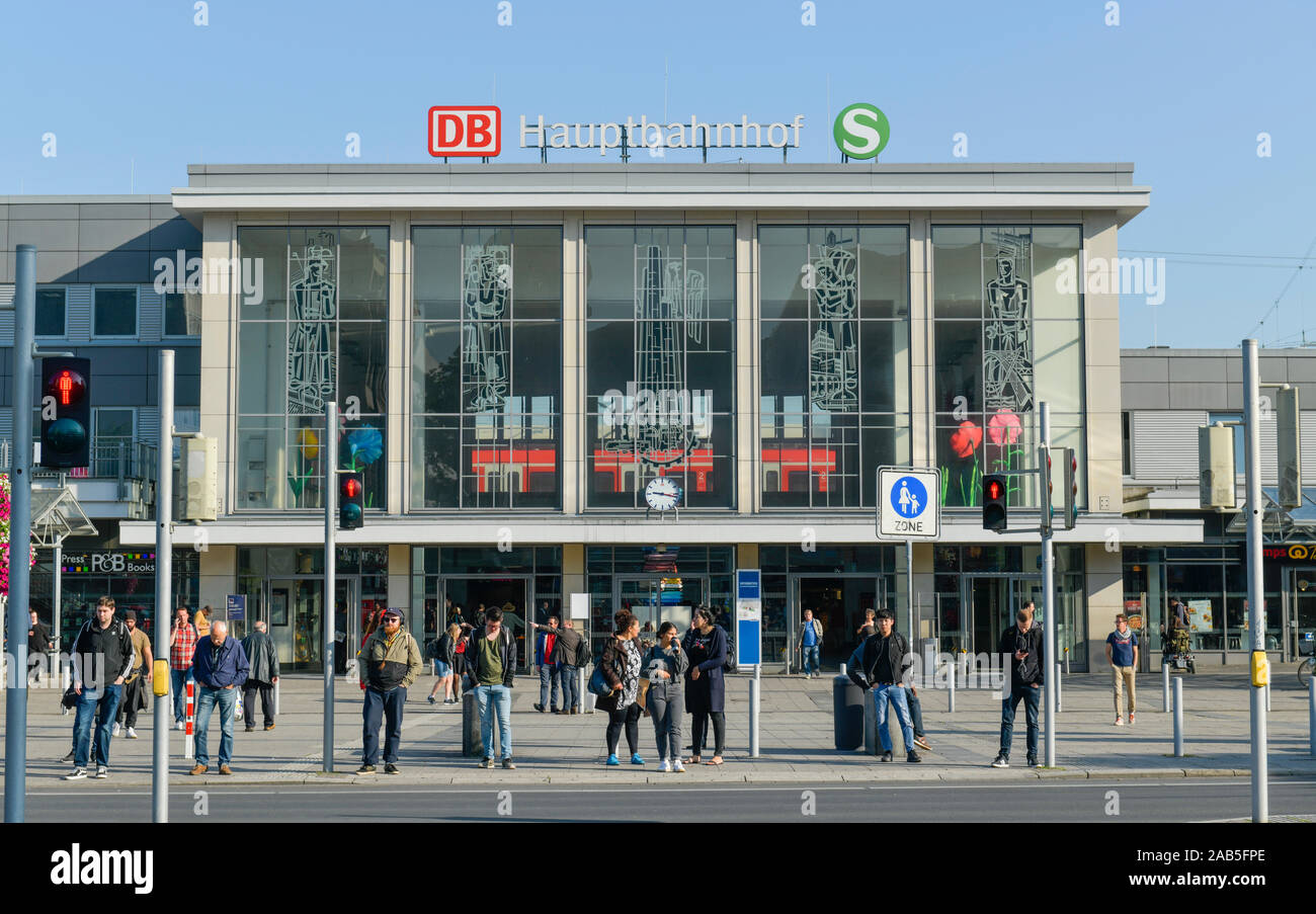 Hauptbahnhof, Dortmund, NordrheinWestfalen, Deutschland Stock Photo