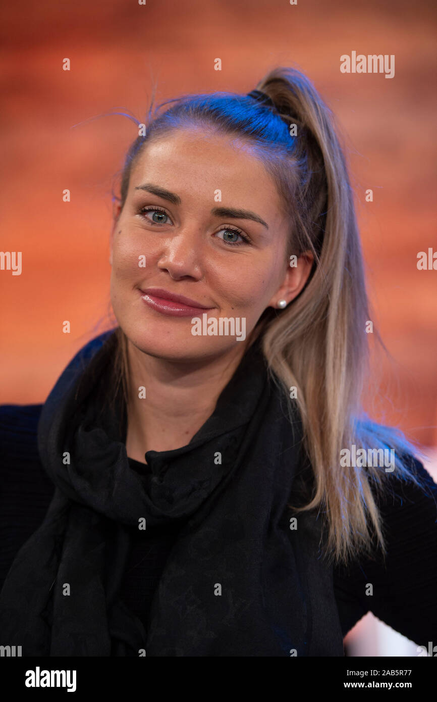 Julia prokopy hi res stock photography and images Alamy