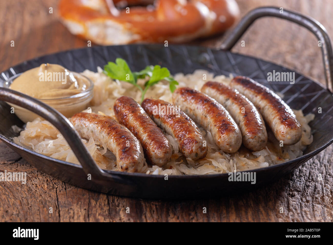 Bratwurst sauerkraut hires stock photography and images Alamy